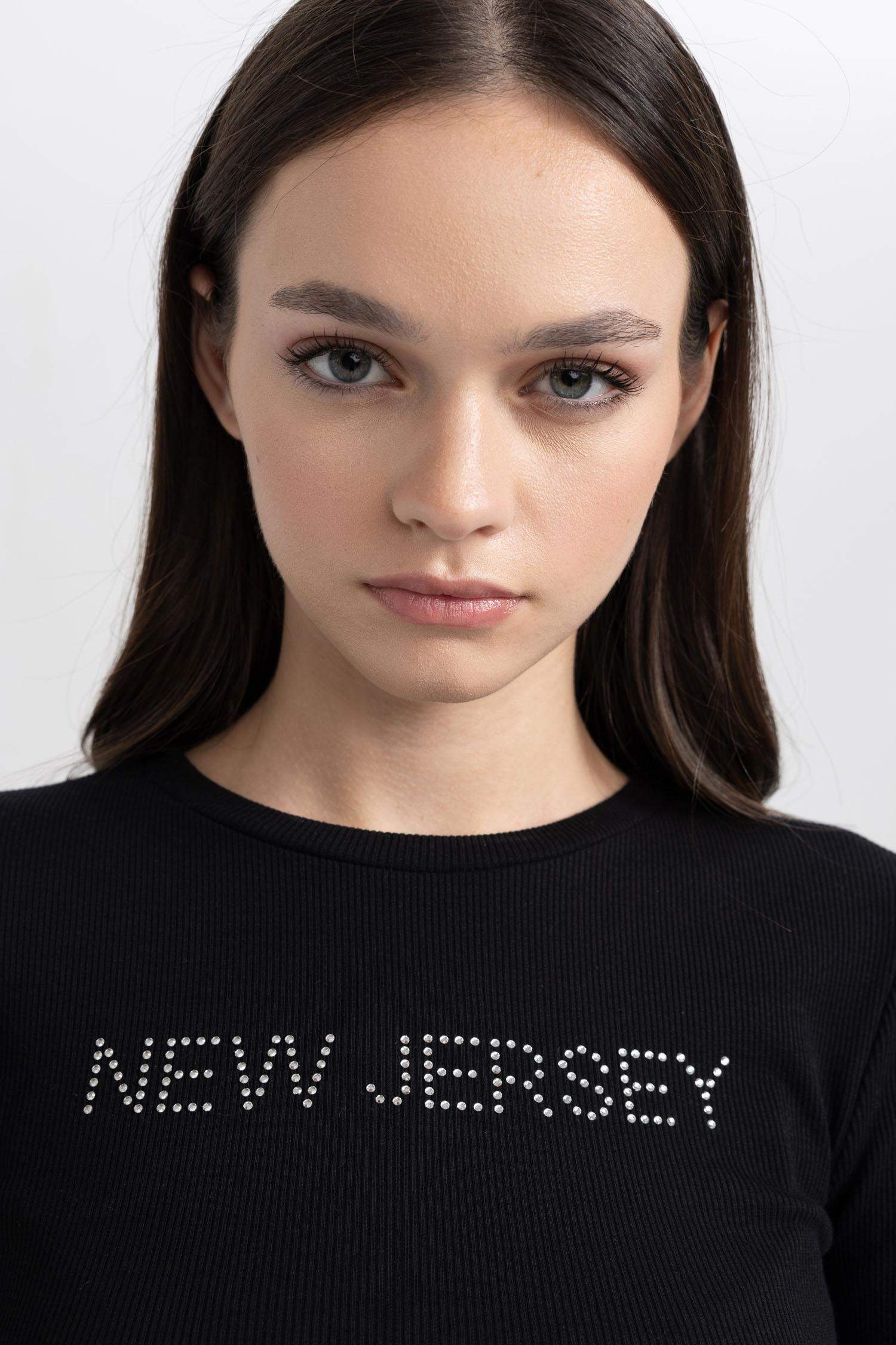 Slim Fit Crew Neck Camisole Long Sleeve T-Shirt