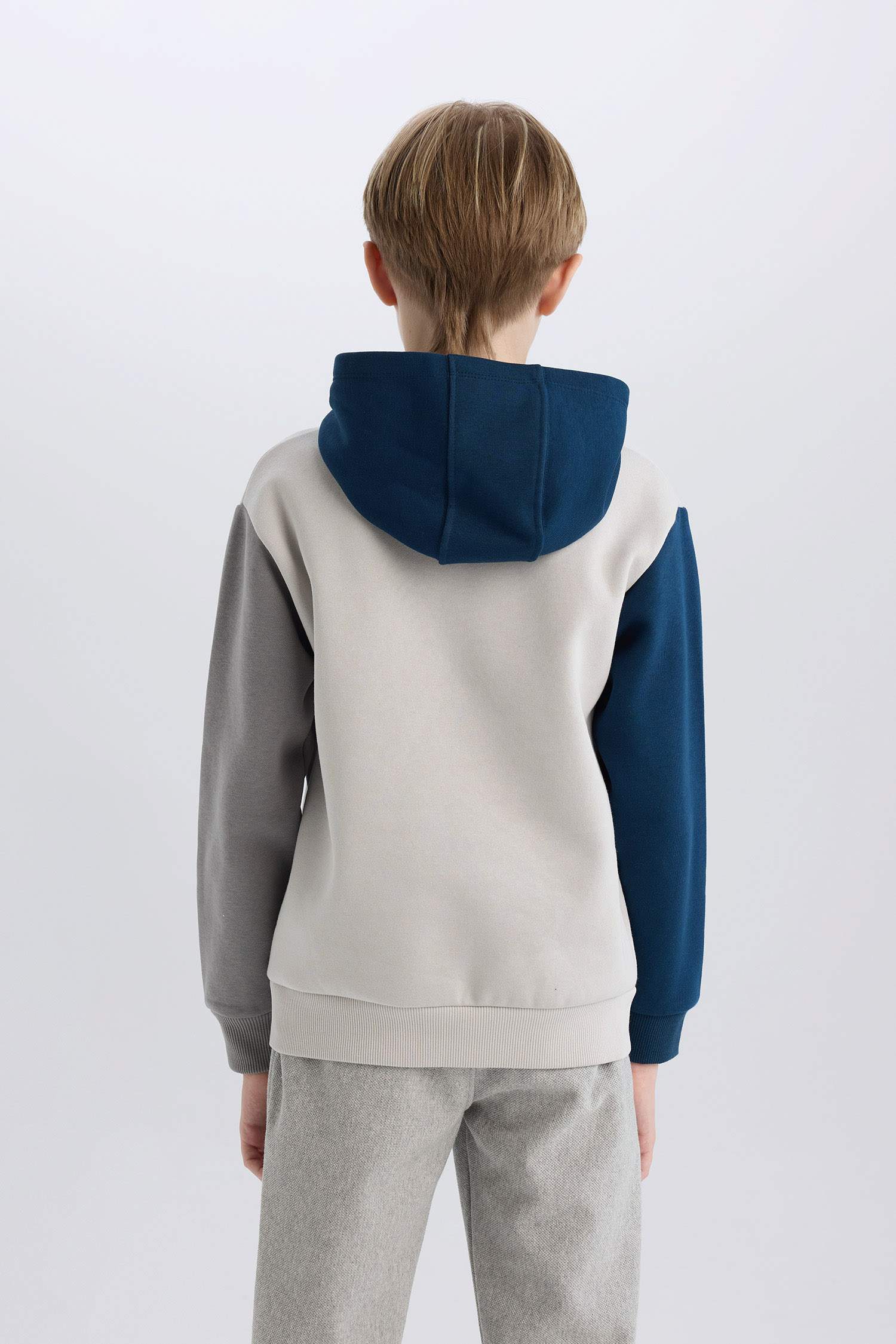 Erkek Çocuk Kapüşonlu Cep Baskılı Sweatshirt