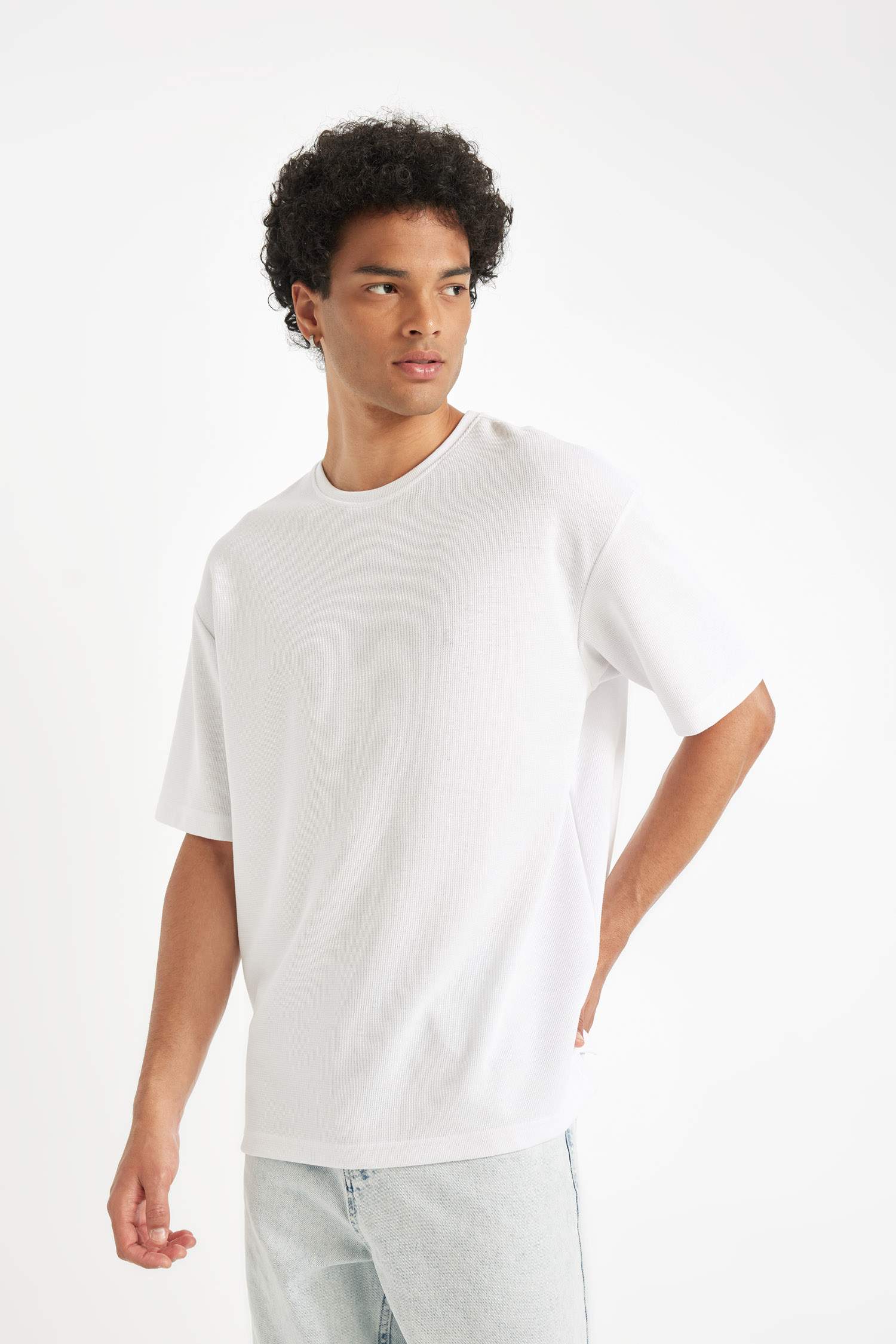 Comfort Regular Fit Rahat Kesim Bisiklet Yaka Kısa Kollu Ağır Kumaş Basic Düz Beyaz Tişört