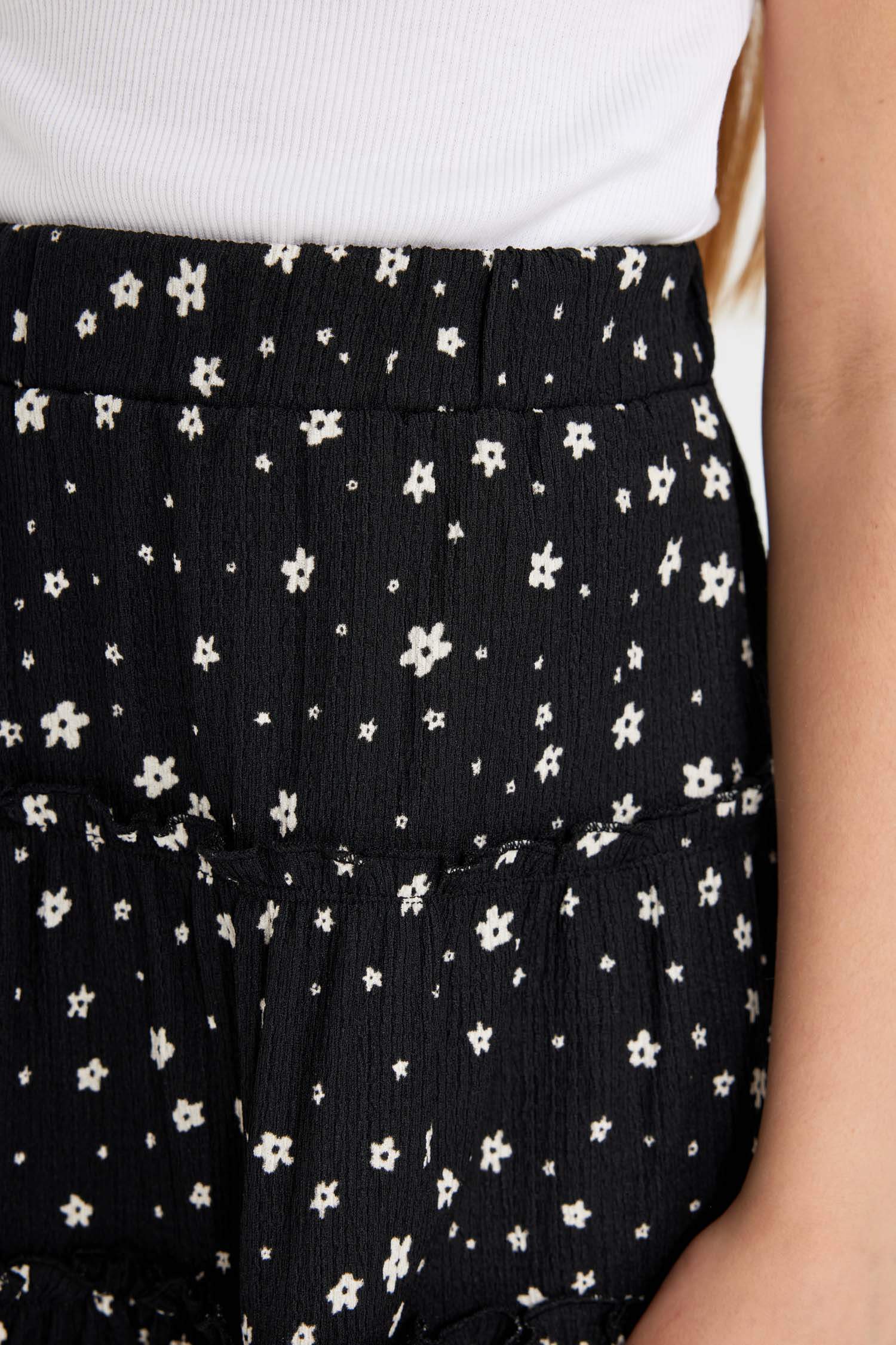 تنورة بناتي منقوش