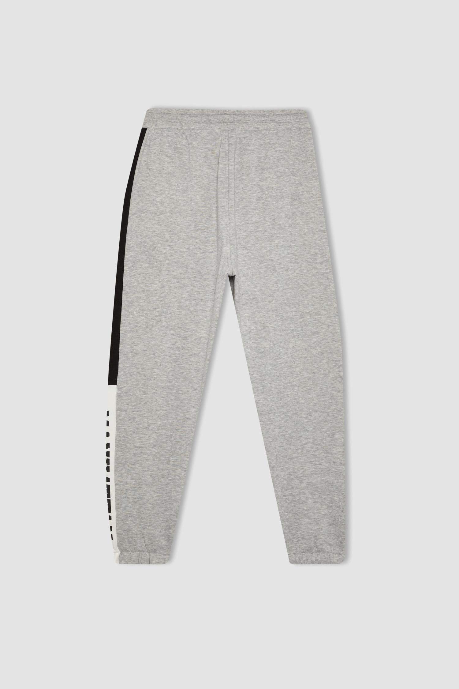 بنطلون جوجر قصة عادية ميلانج رمادي من DeFactoFit