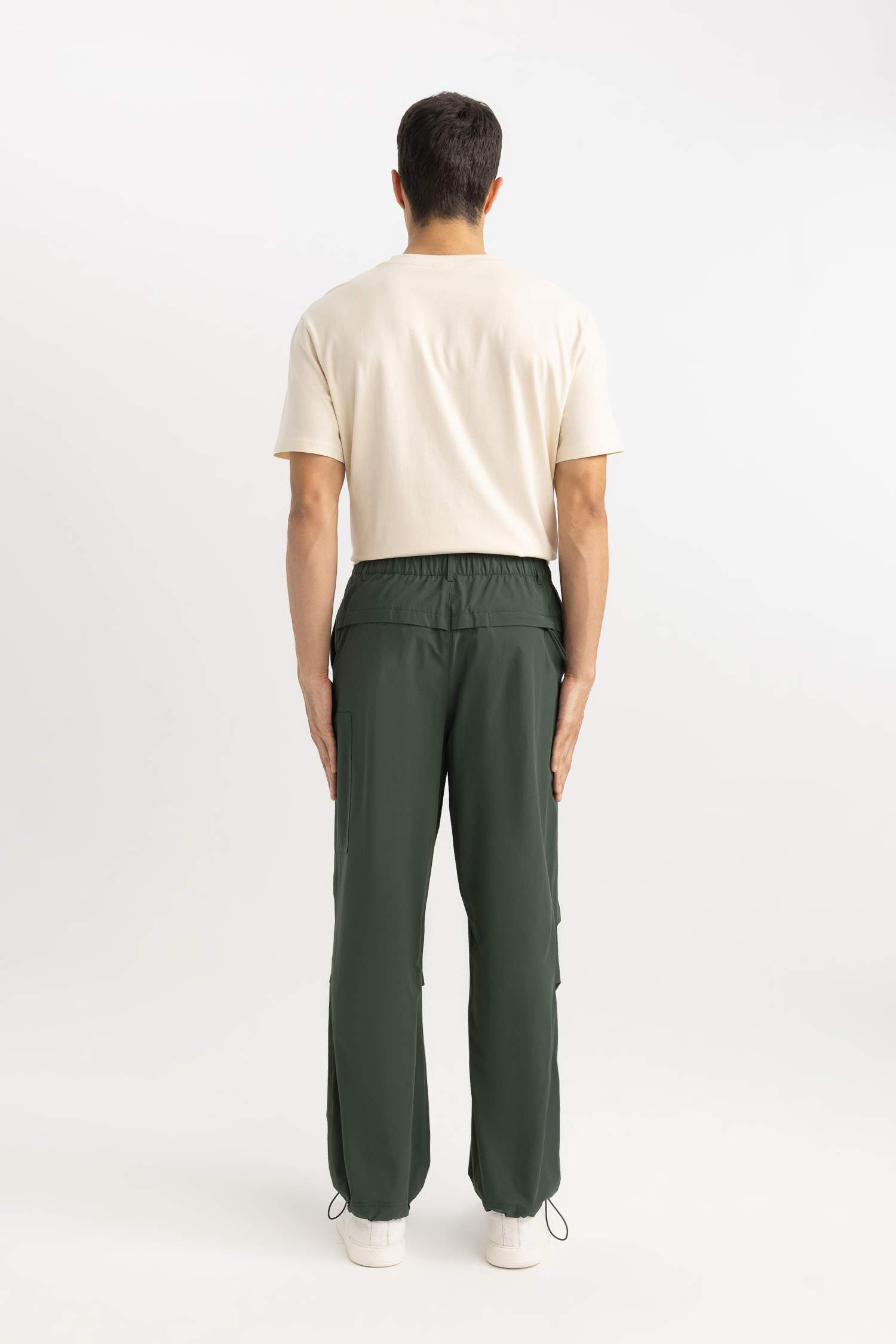 Yazlık Pantolon Relax Fit Rahat Kesim Kargo Cepli Beli Paçası Lastikli