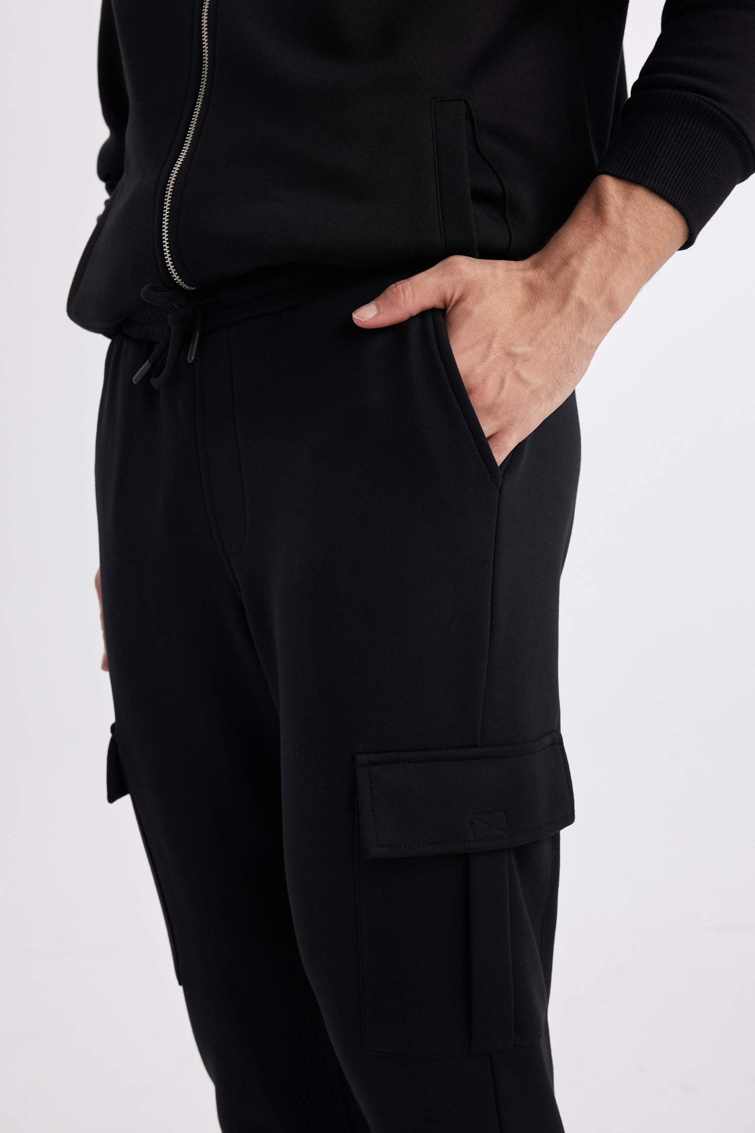 Slim Fit Rib Hem With Cargo Pocket Trousers