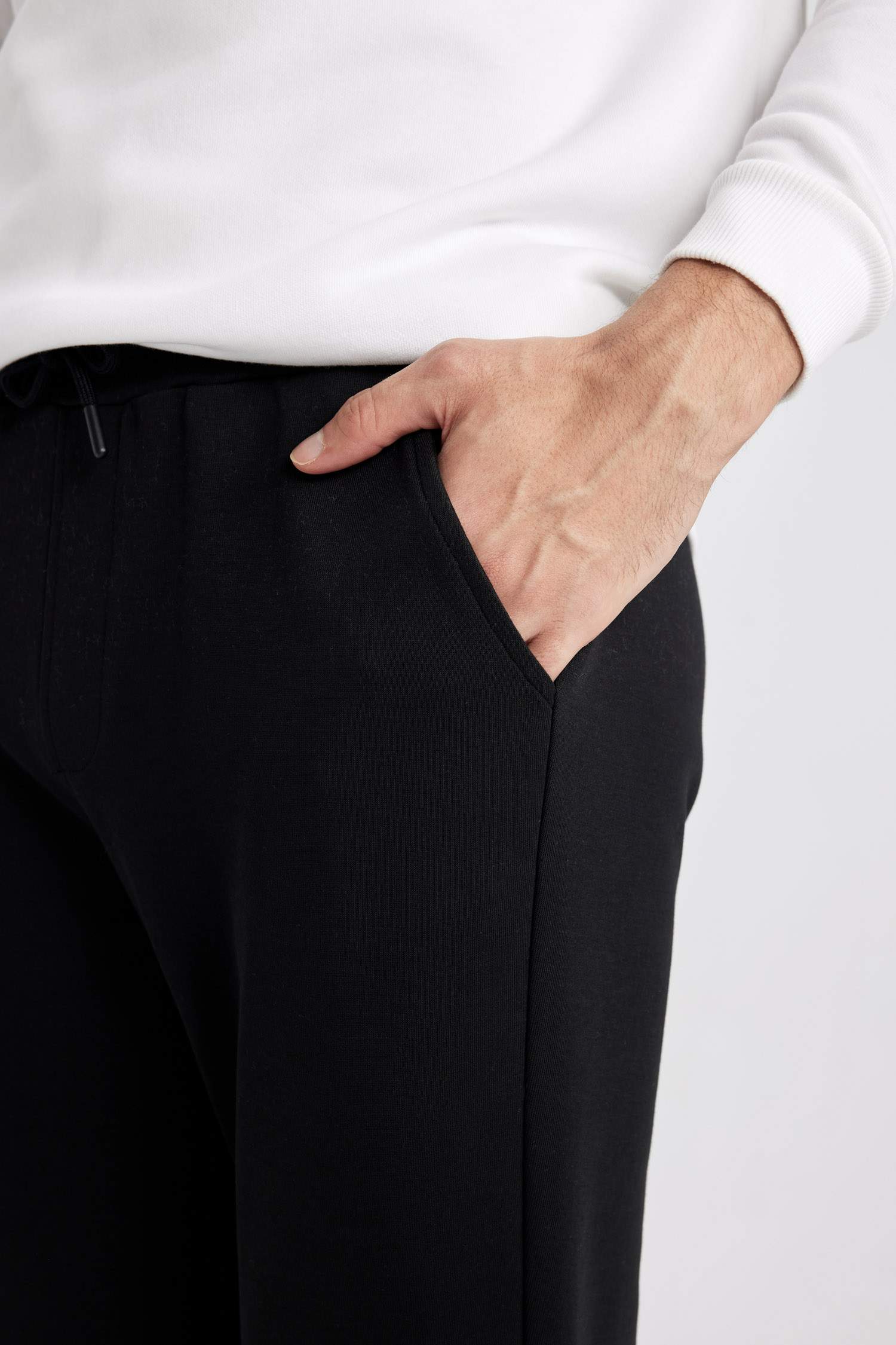 سروال سويت بانتس سليم فيت