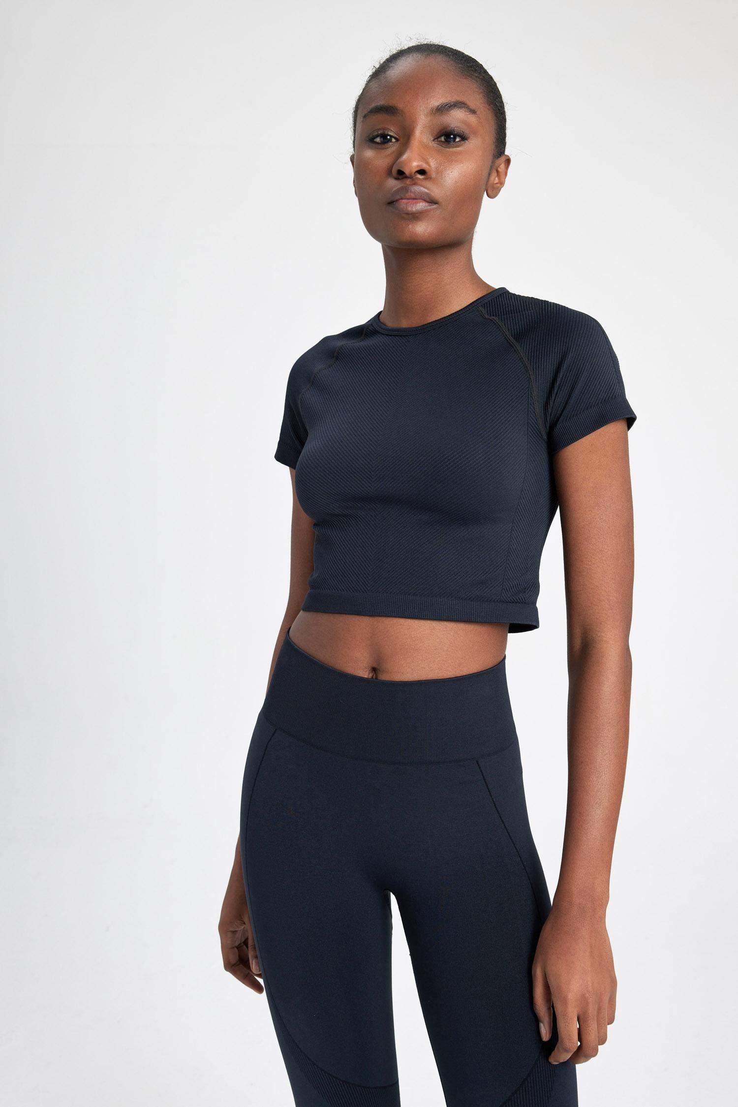 Sports Crop Top T-Shirt