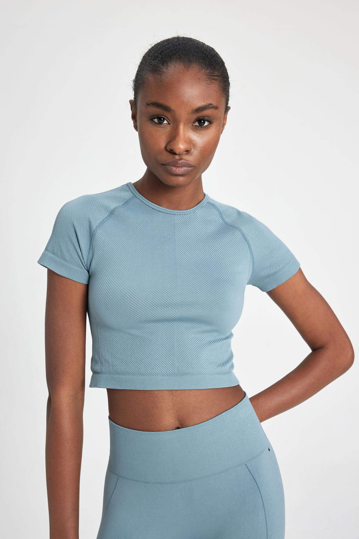 DeFactoFit Crew Neck Sports Crop Top T-Shirt