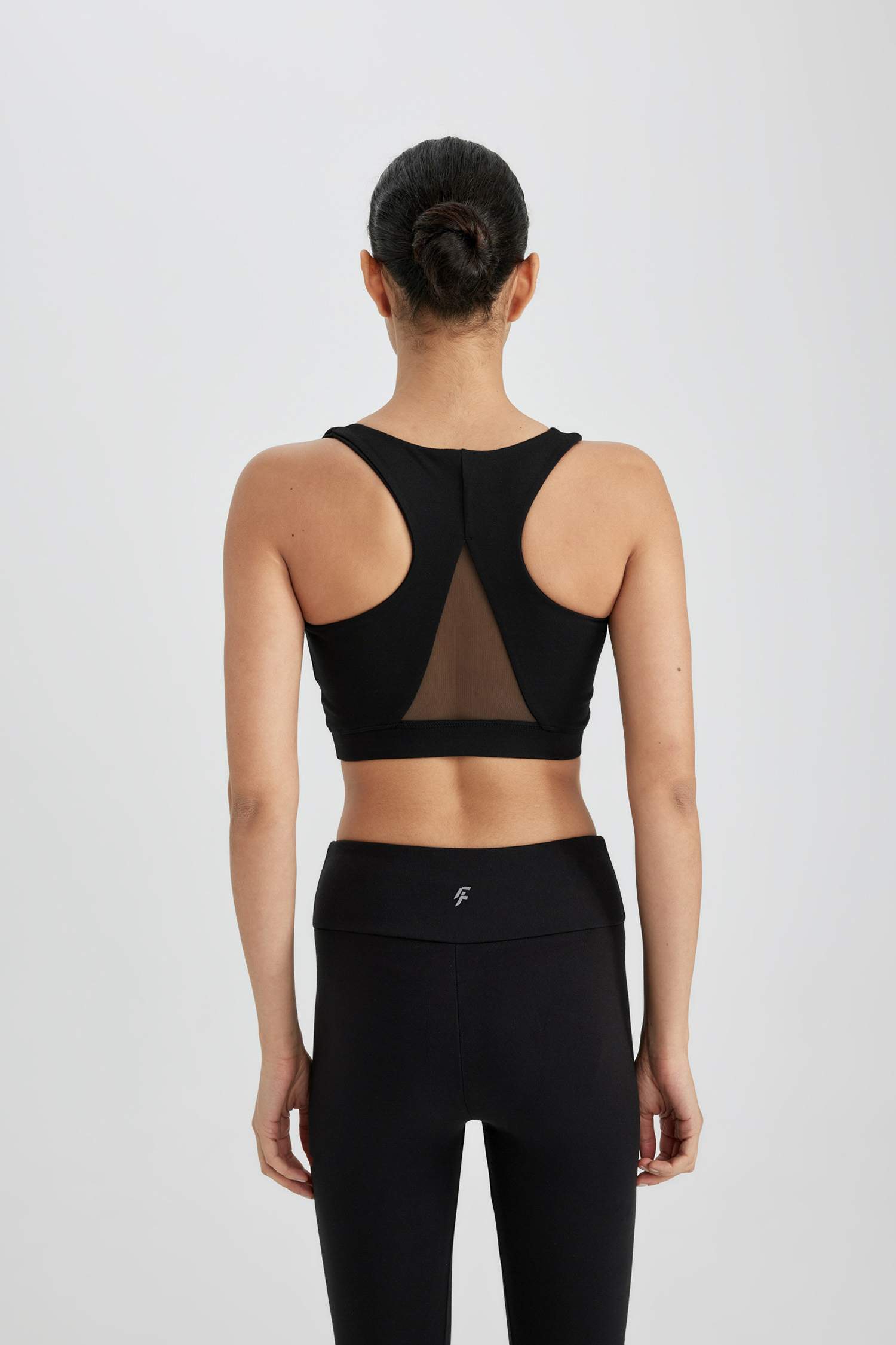 Bisiklet Yaka Sporcu Bra