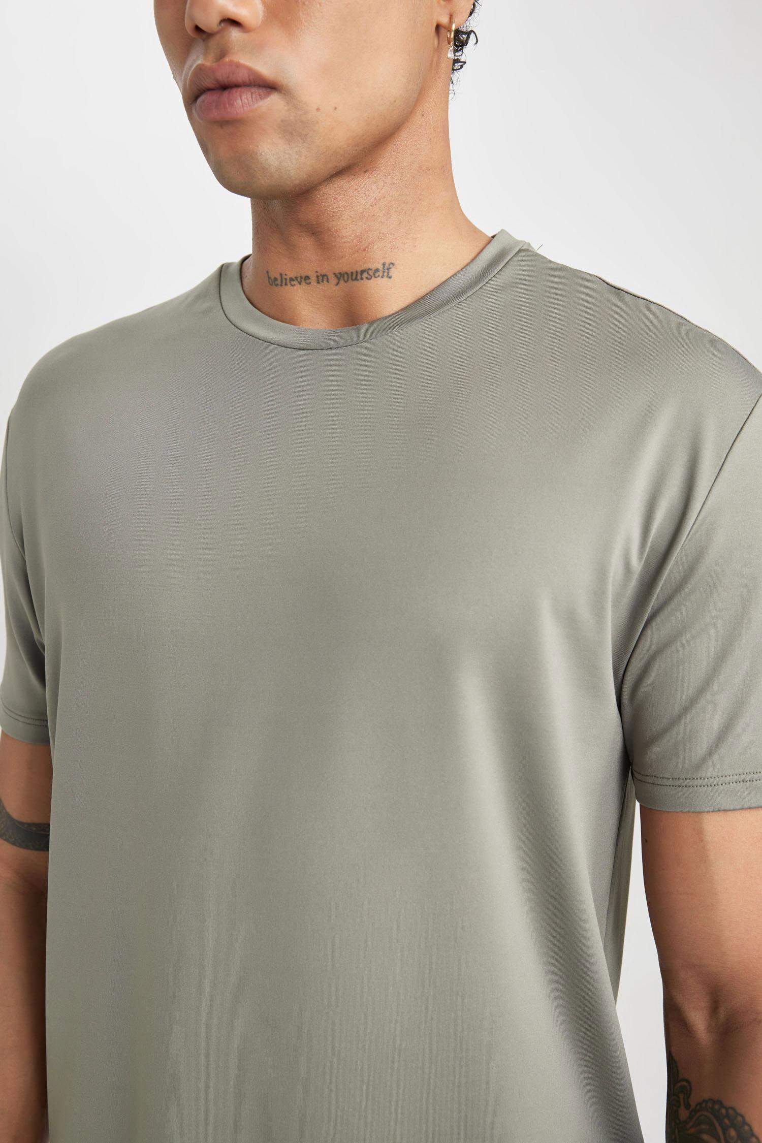 DeFactoFit Standard Fit Crew Neck T-Shirt