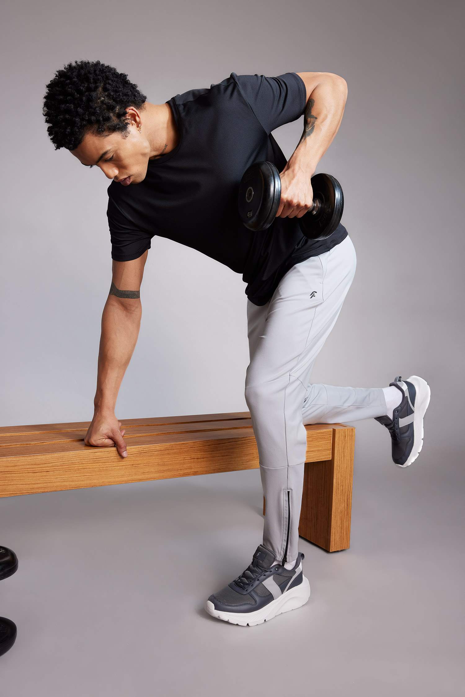 DeFactoFit Slim Fit Zippered Leg Jogger