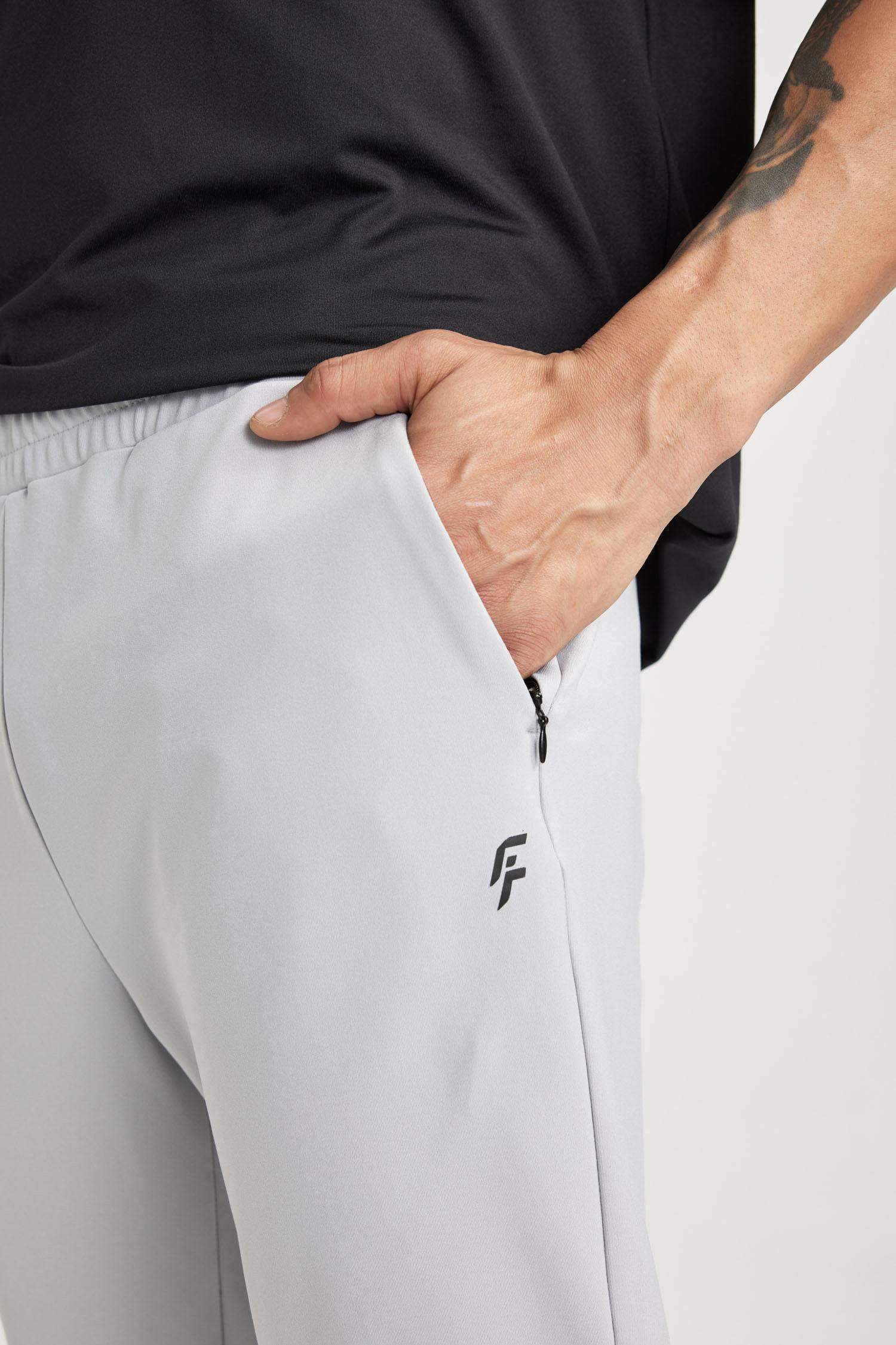 DeFactoFit Slim Fit Zippered Leg Jogger