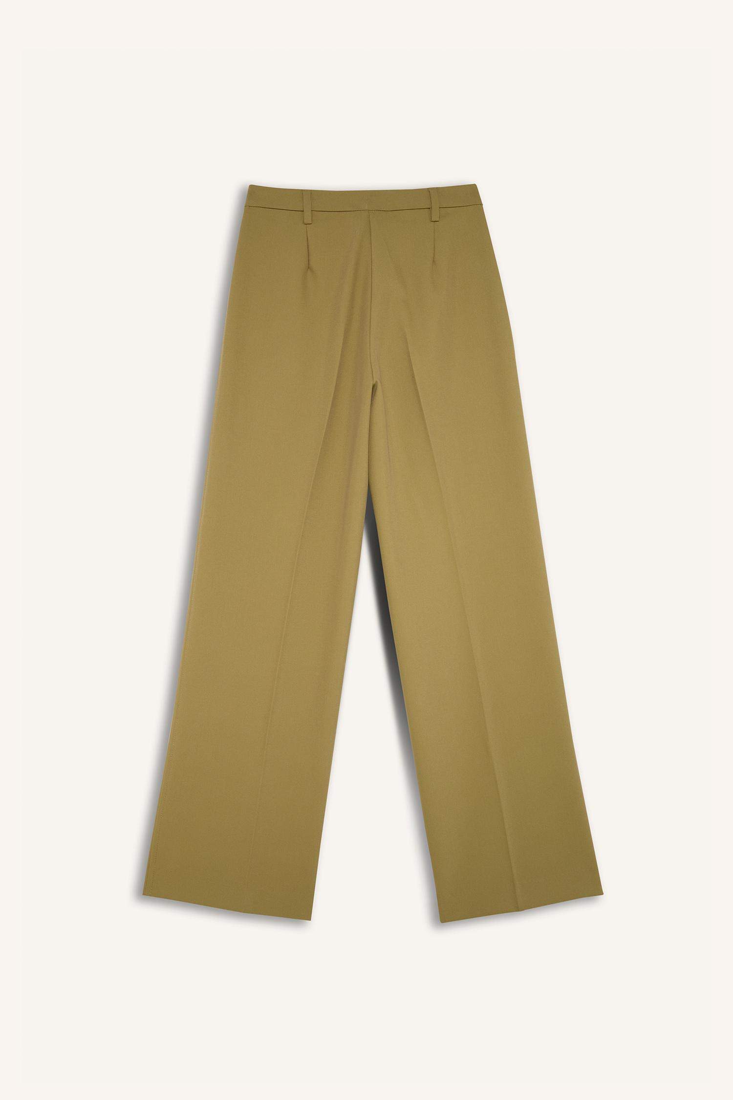 Стандартные брюки с высокой талией и широкими штанинами