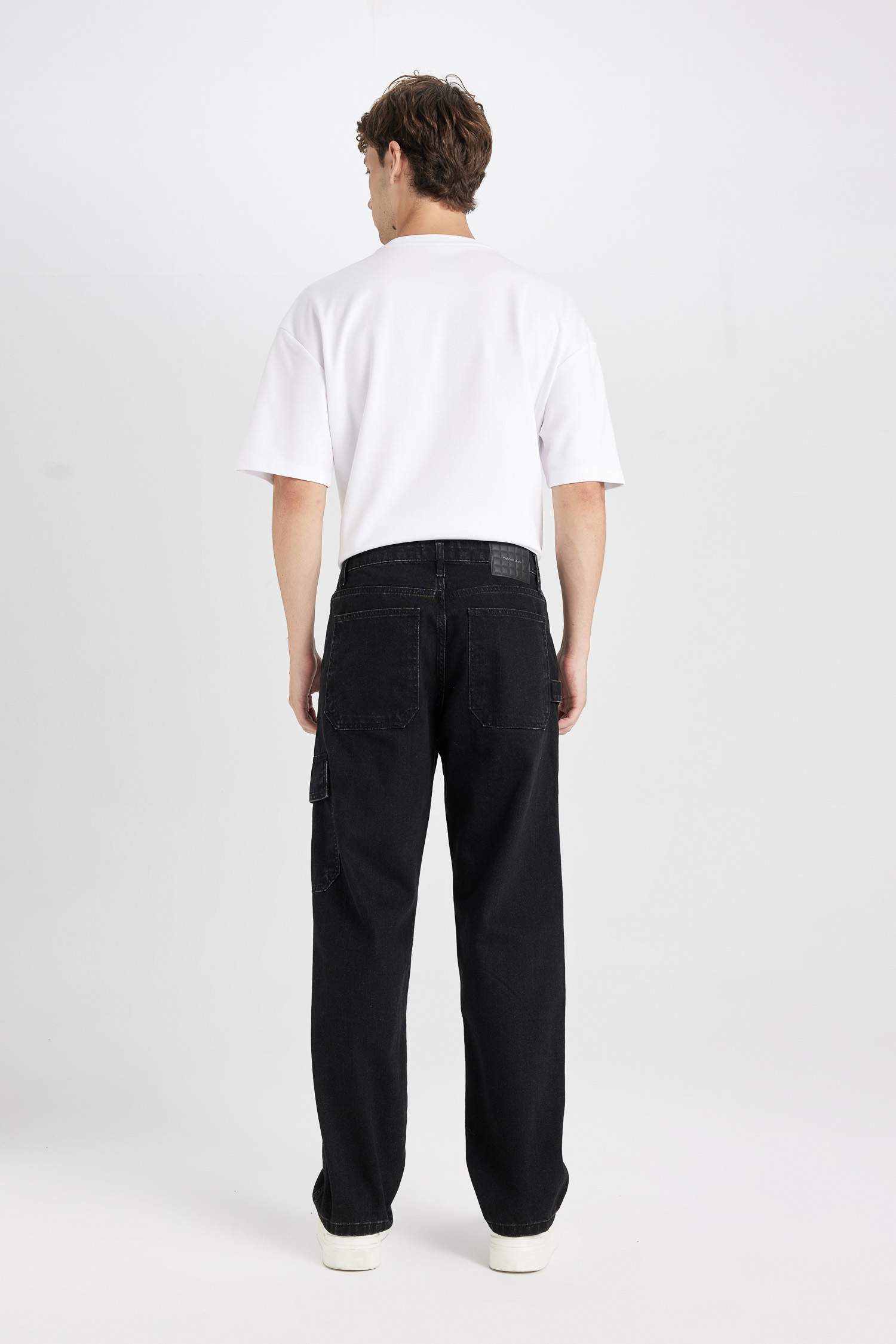 %100 Pamuk Wide Leg Fit Geniş Kalıp Normal Bel Geniş Paça Kargo Cepli Siyah Jean Pantolon