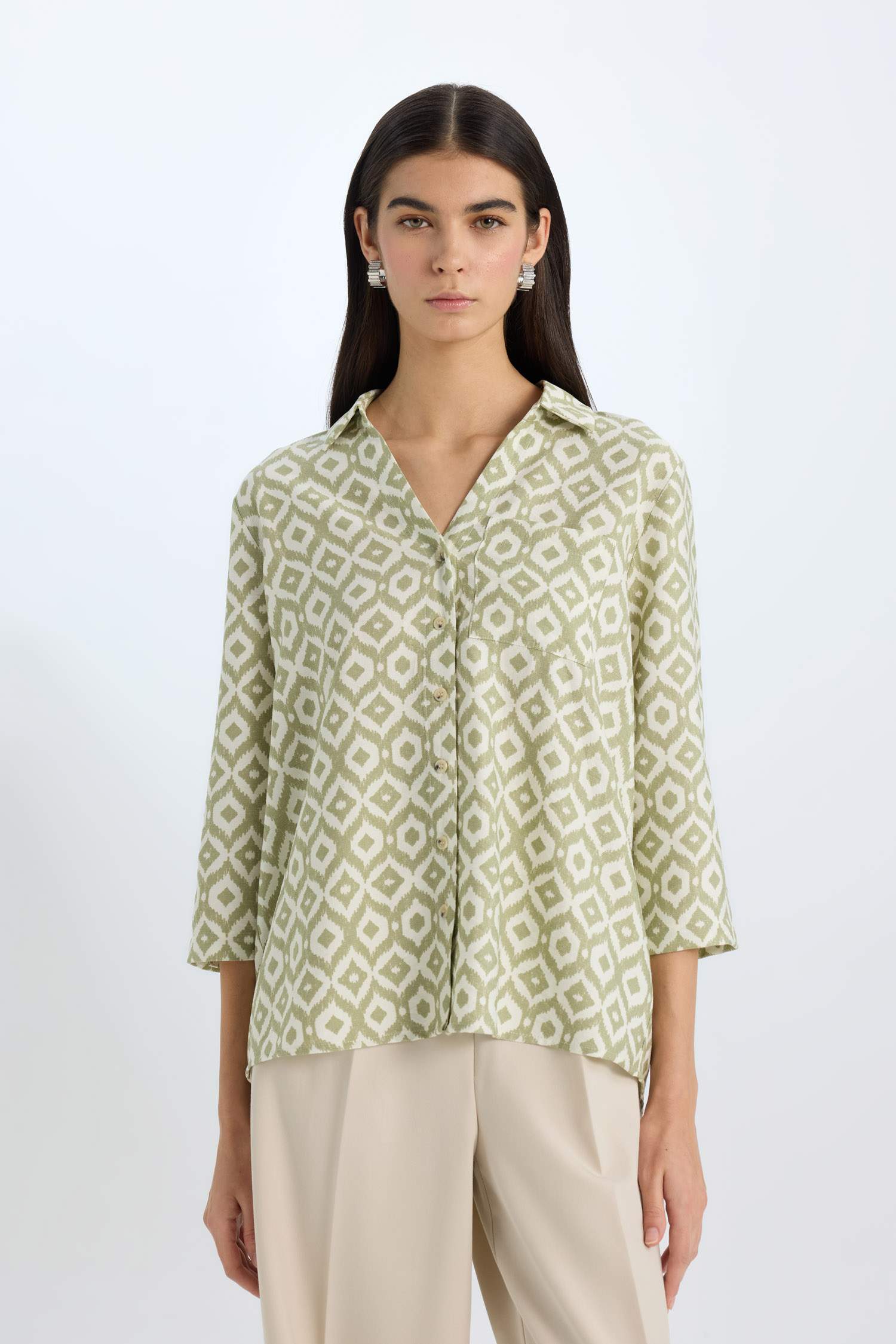 қалыпты пішім Ұзын жеңді көйлек