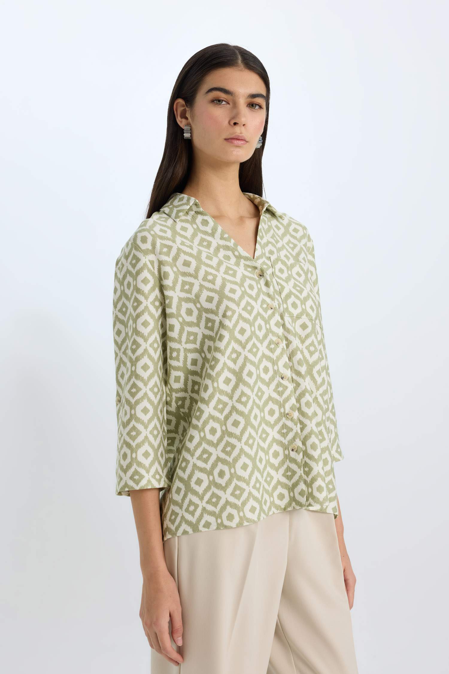 қалыпты пішім Ұзын жеңді көйлек