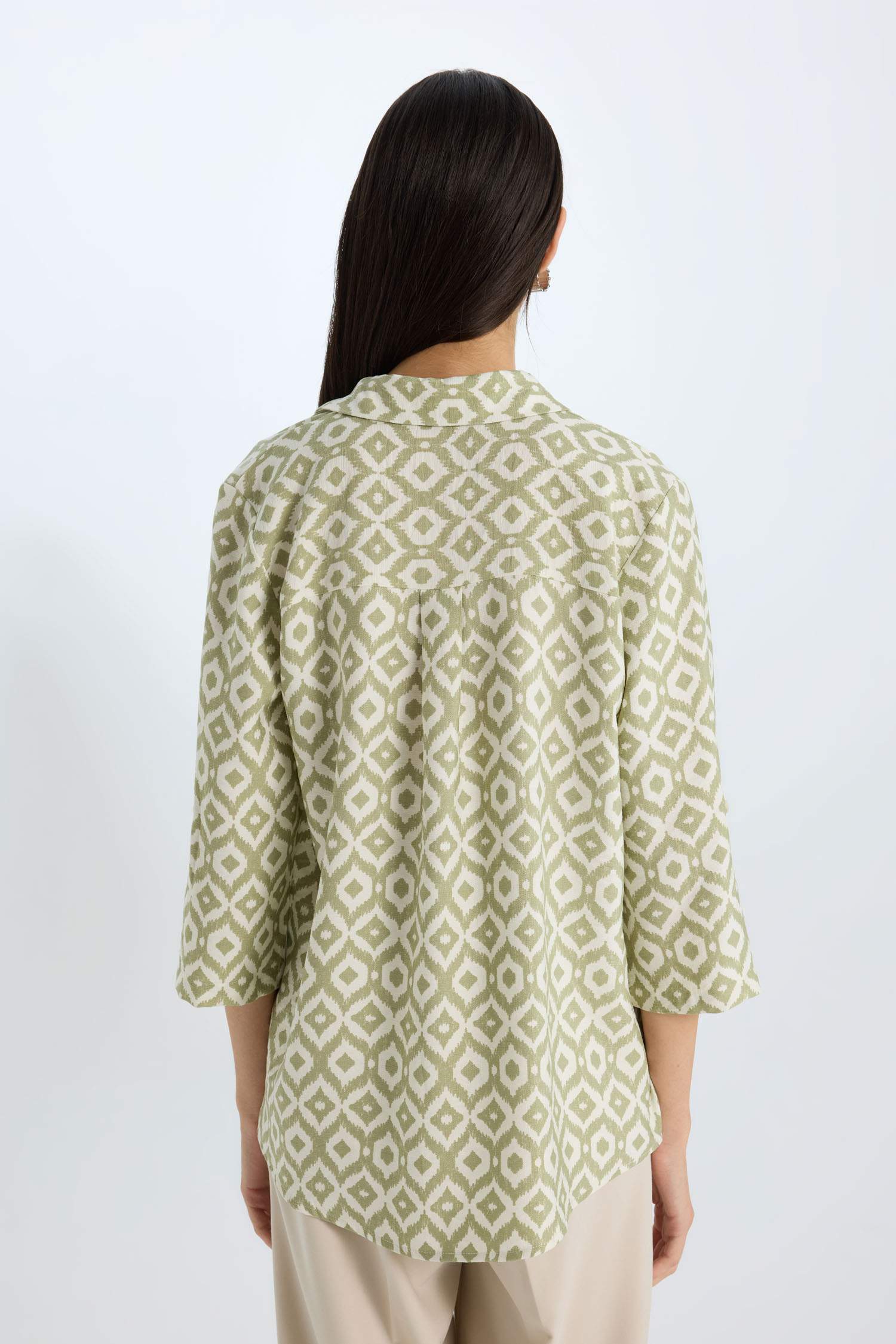 қалыпты пішім Ұзын жеңді көйлек