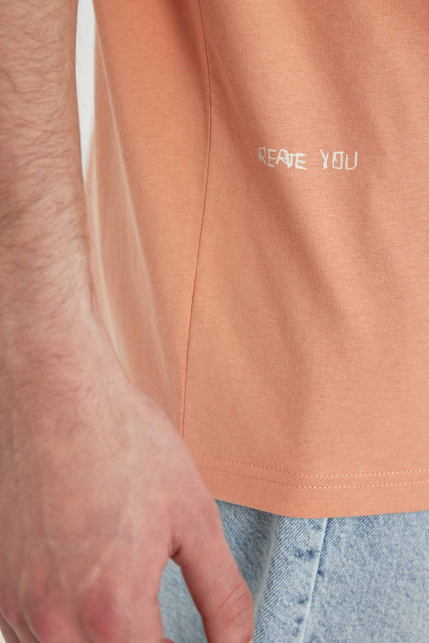 Oversize Fit Crew Neck Printed Short Sleeve T-Shirt