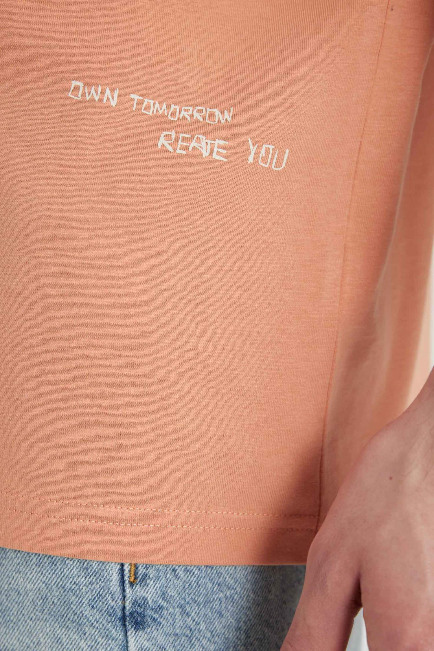 Oversize Fit Crew Neck Printed Short Sleeve T-Shirt