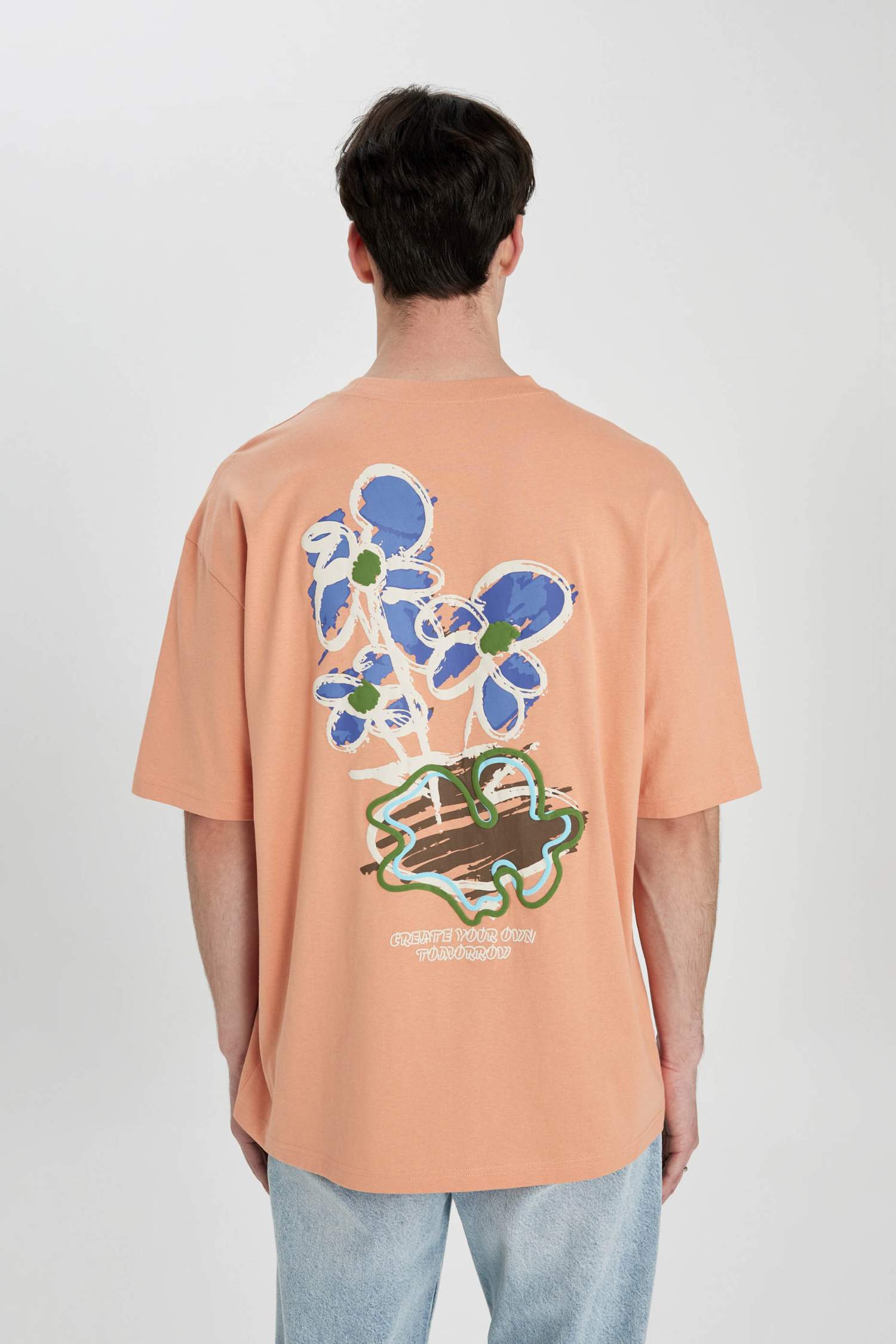 Oversize Fit Crew Neck Printed Short Sleeve T-Shirt