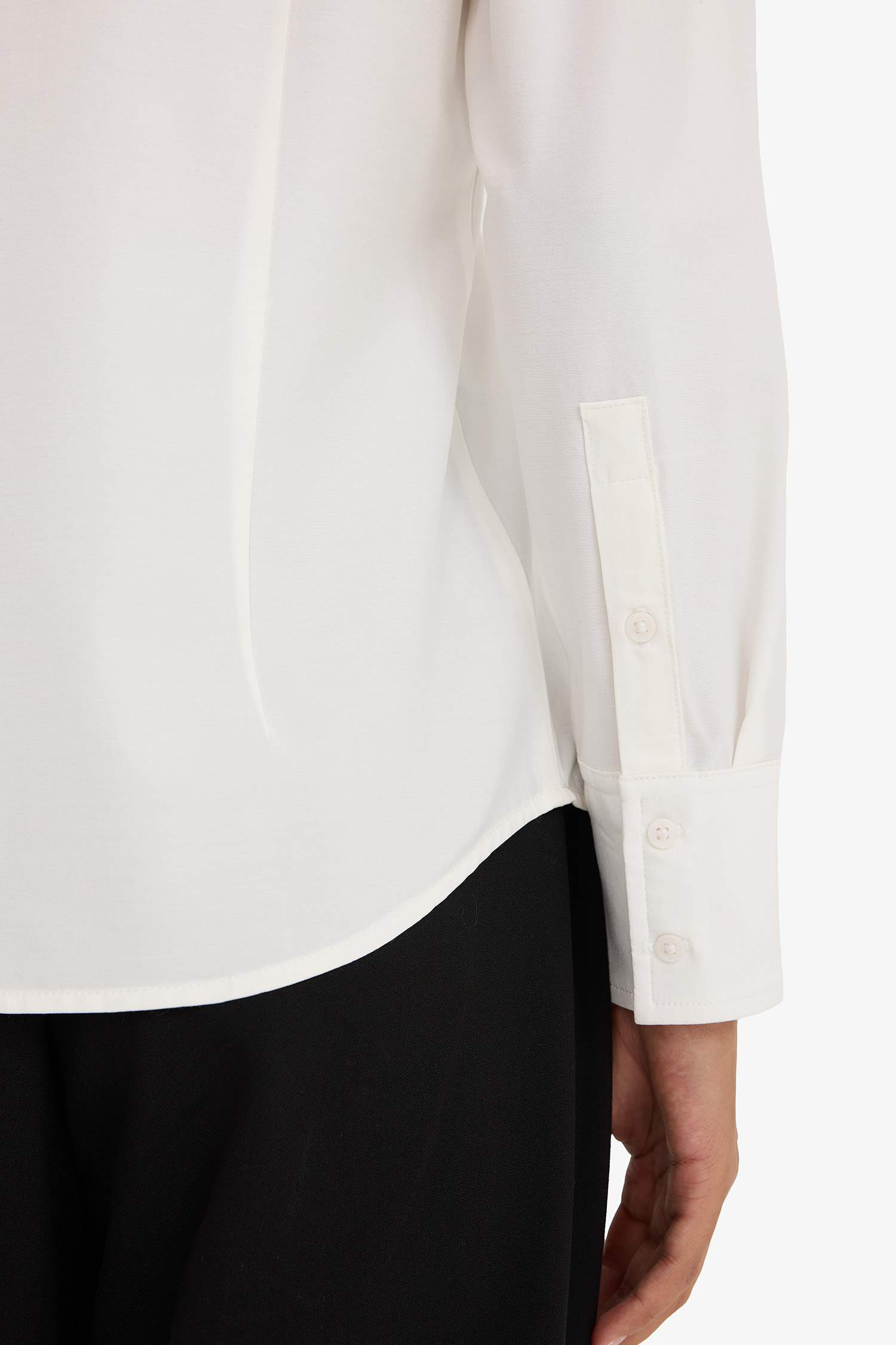 Fitted Bengaline Long Sleeve Shirt