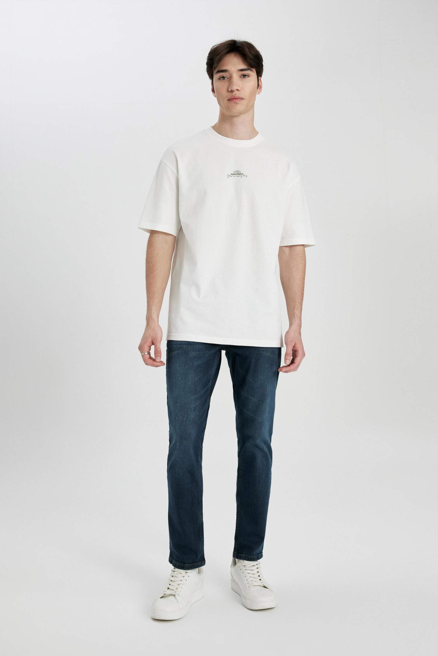 Comfort Fit Printed Short Sleeve T-Shirt