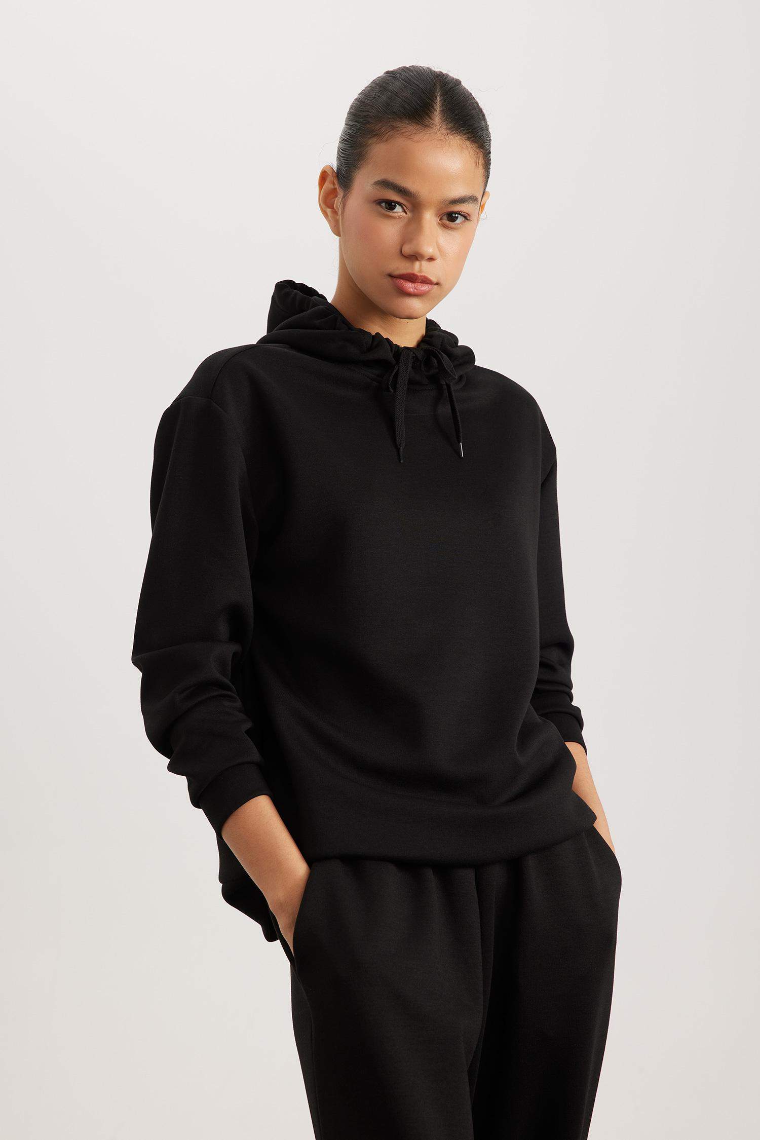 Standard Fit Hooded Belt Printed Scuba Fabric Basic Sweatshirt