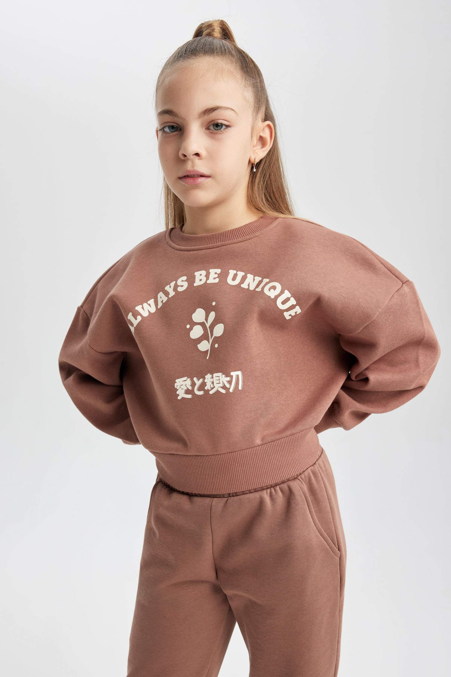 Kız Çocuk Relax Fit Bisiklet Yaka Baskılı Kalın Sweatshirt