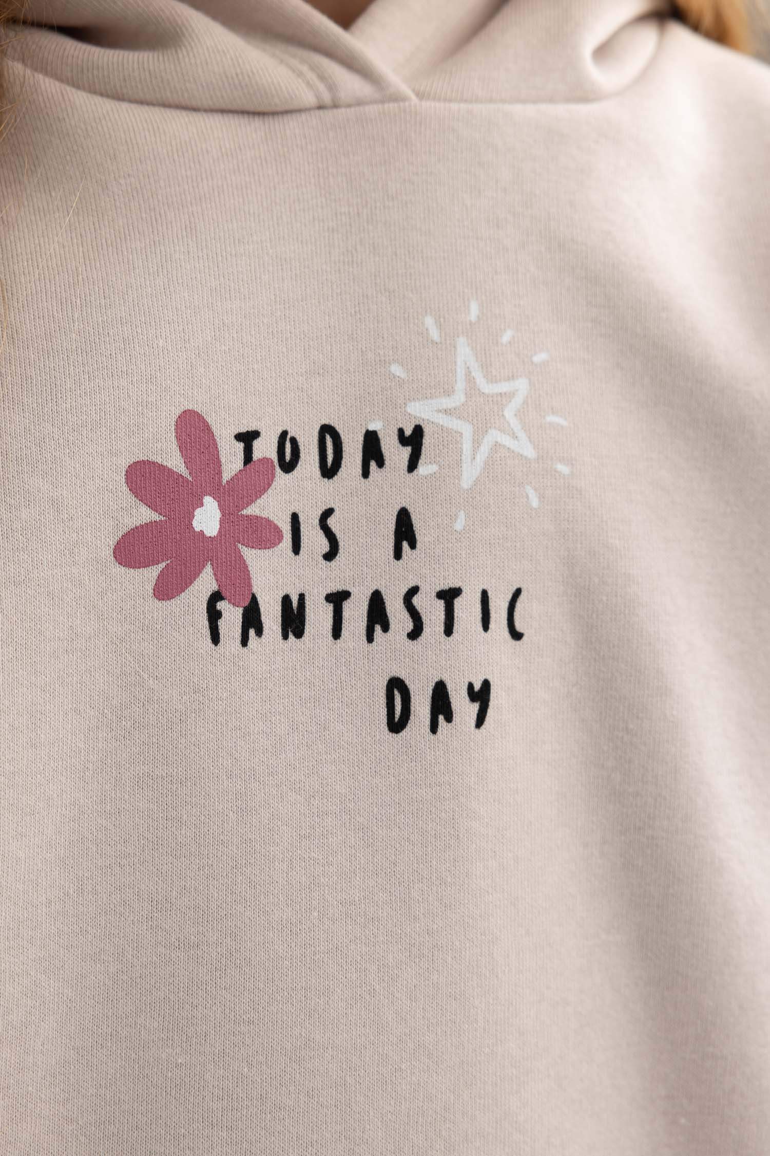 سويت شيرت بناتي اوفر سايز بجيب ببطانة ناعمة