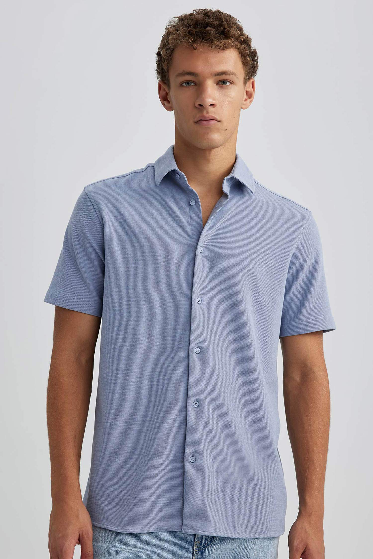 Regular Fit Short Sleeve Shirt