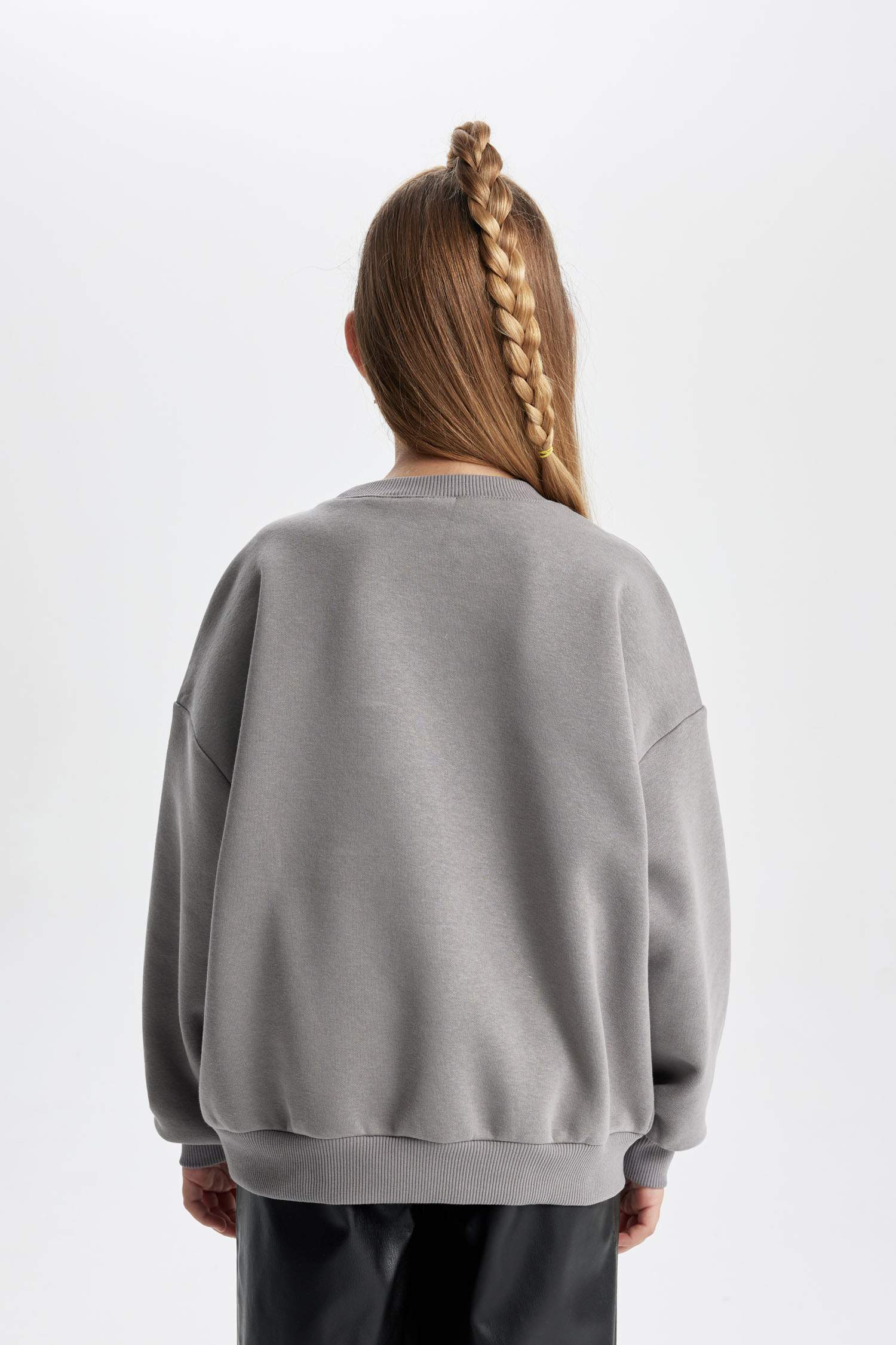 Girl Star Wars-Mandalorian Crew Neck Soft Fluffy Thick Sweatshirt