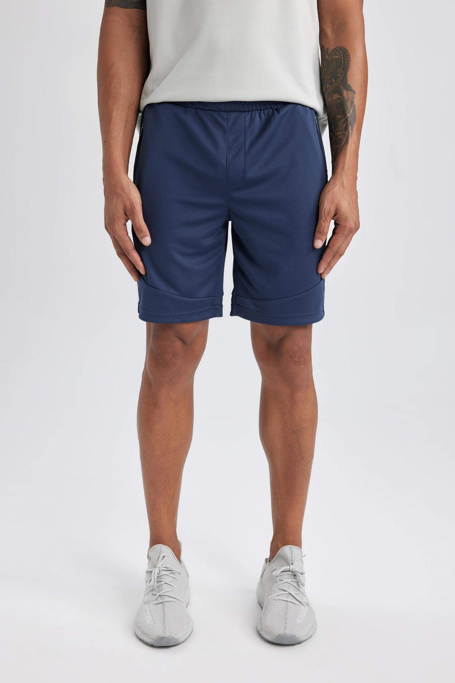 شورت رياضي قصير كحلي سليم فيت من DeFactoFit