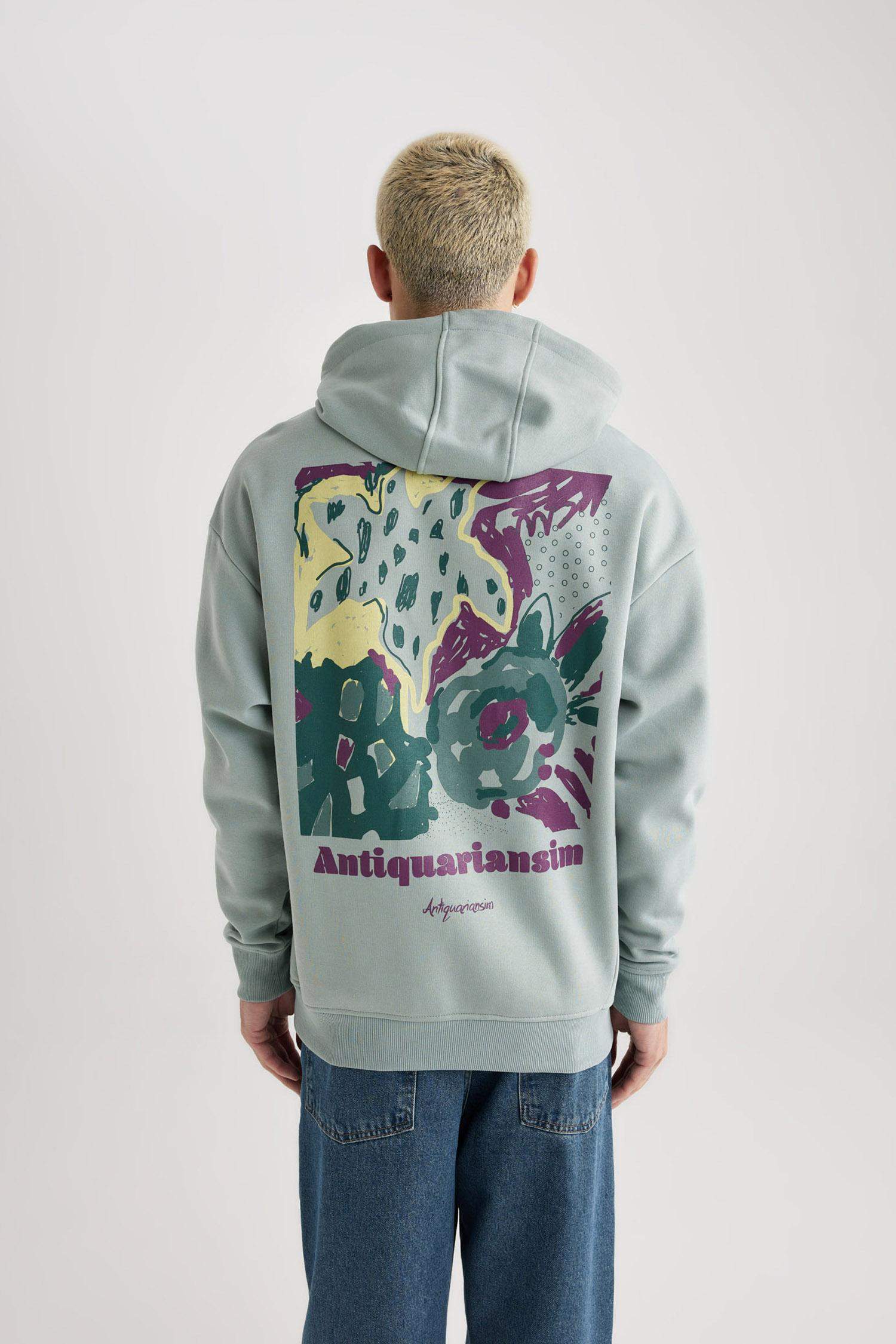 Oversize Fit Back Printed Hooded Pocket Sweatshirt