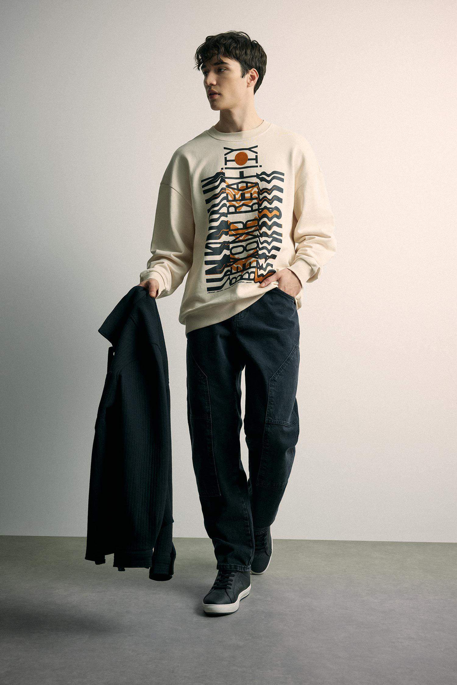 سويت شيرت اوفر سايز مطبوع برقبة مستديرة