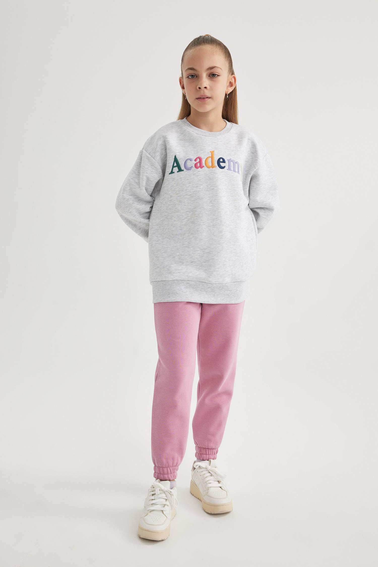 Girl Crew Neck Printed Thick Sweatshirt