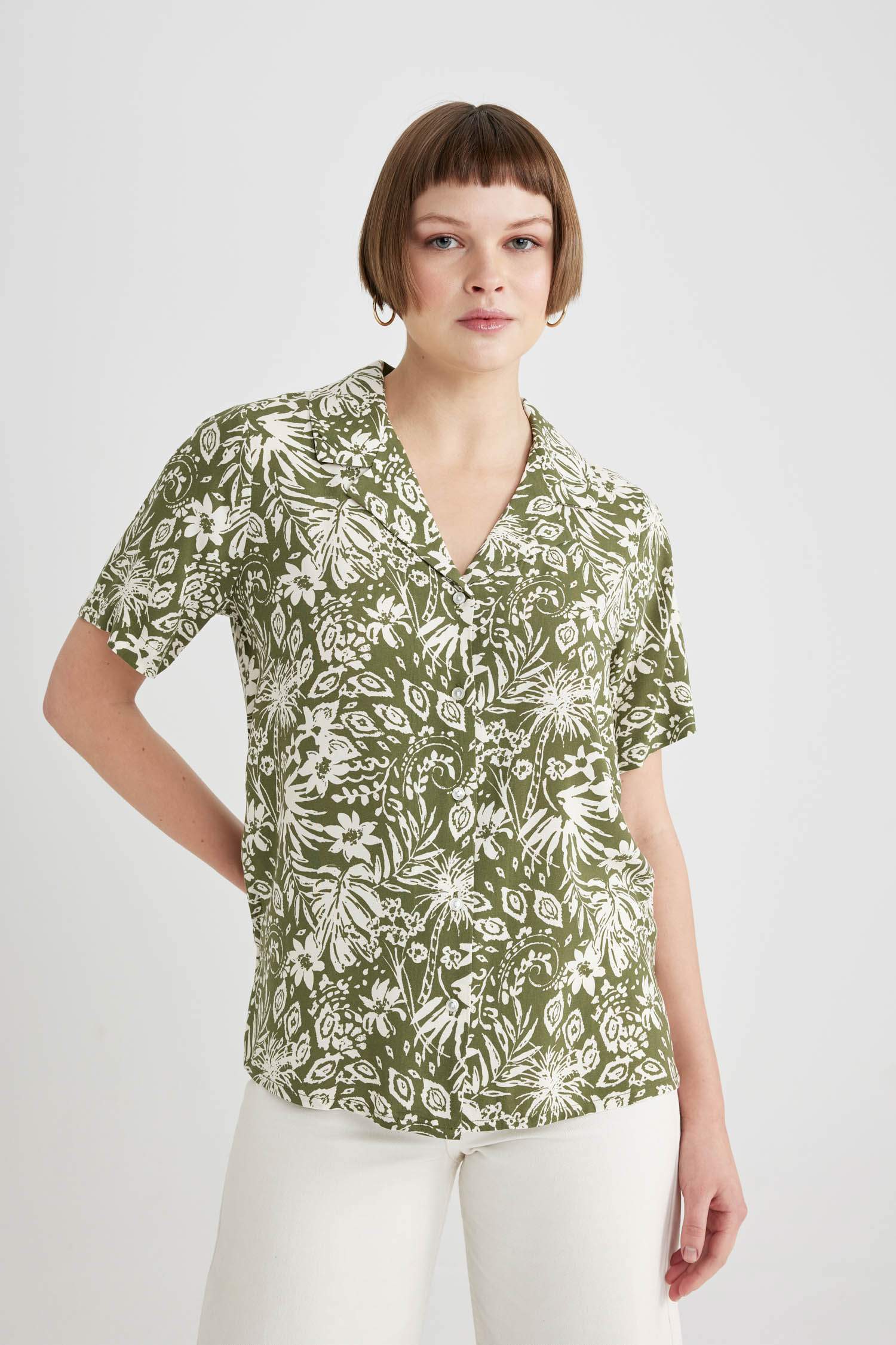 Regular Fit Polo Collar Short Sleeve Shirt