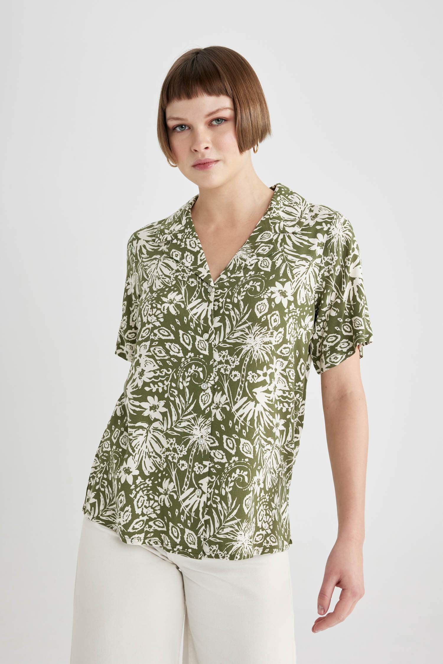 Regular Fit Polo Collar Short Sleeve Shirt