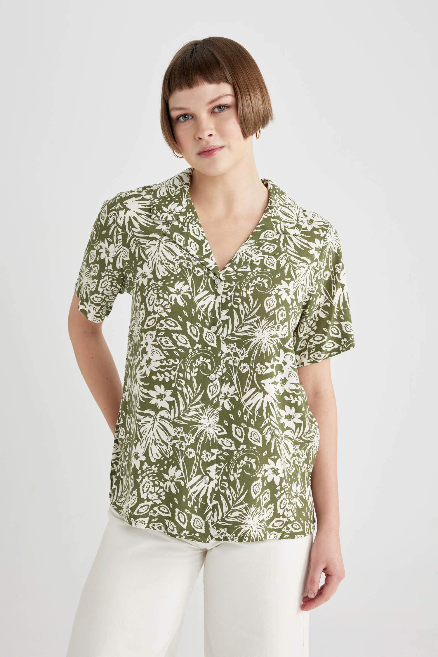 Regular Fit Polo Collar Short Sleeve Shirt