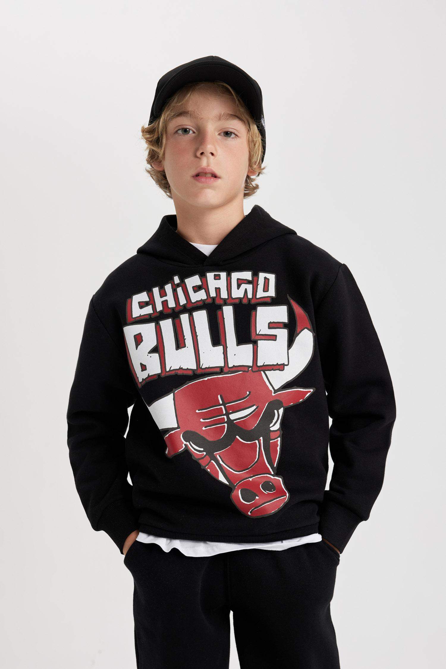 Boy NBA Chicago Bulls Hooded Thick Sweatshirt