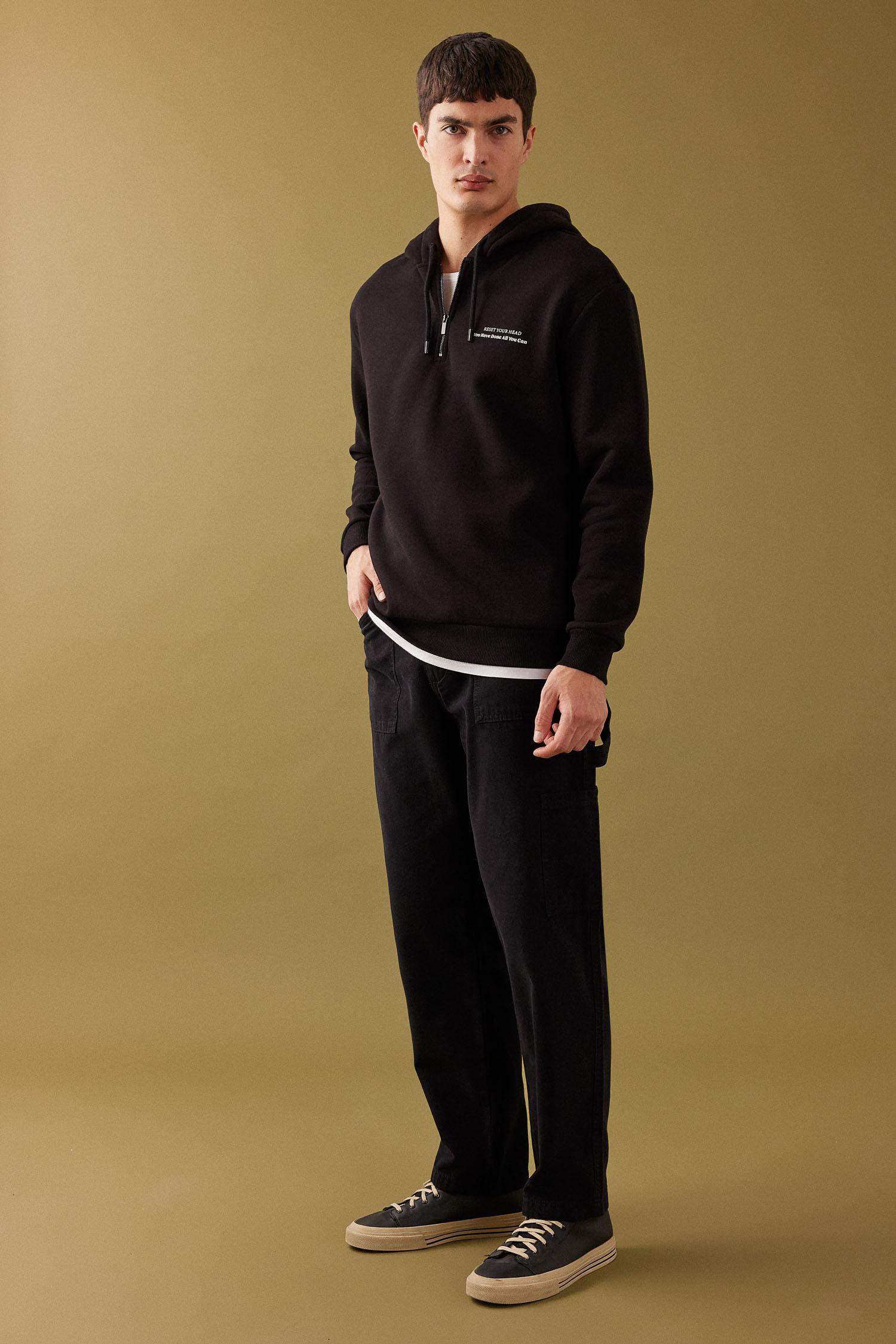 Свитшот оверсайз с капюшоном