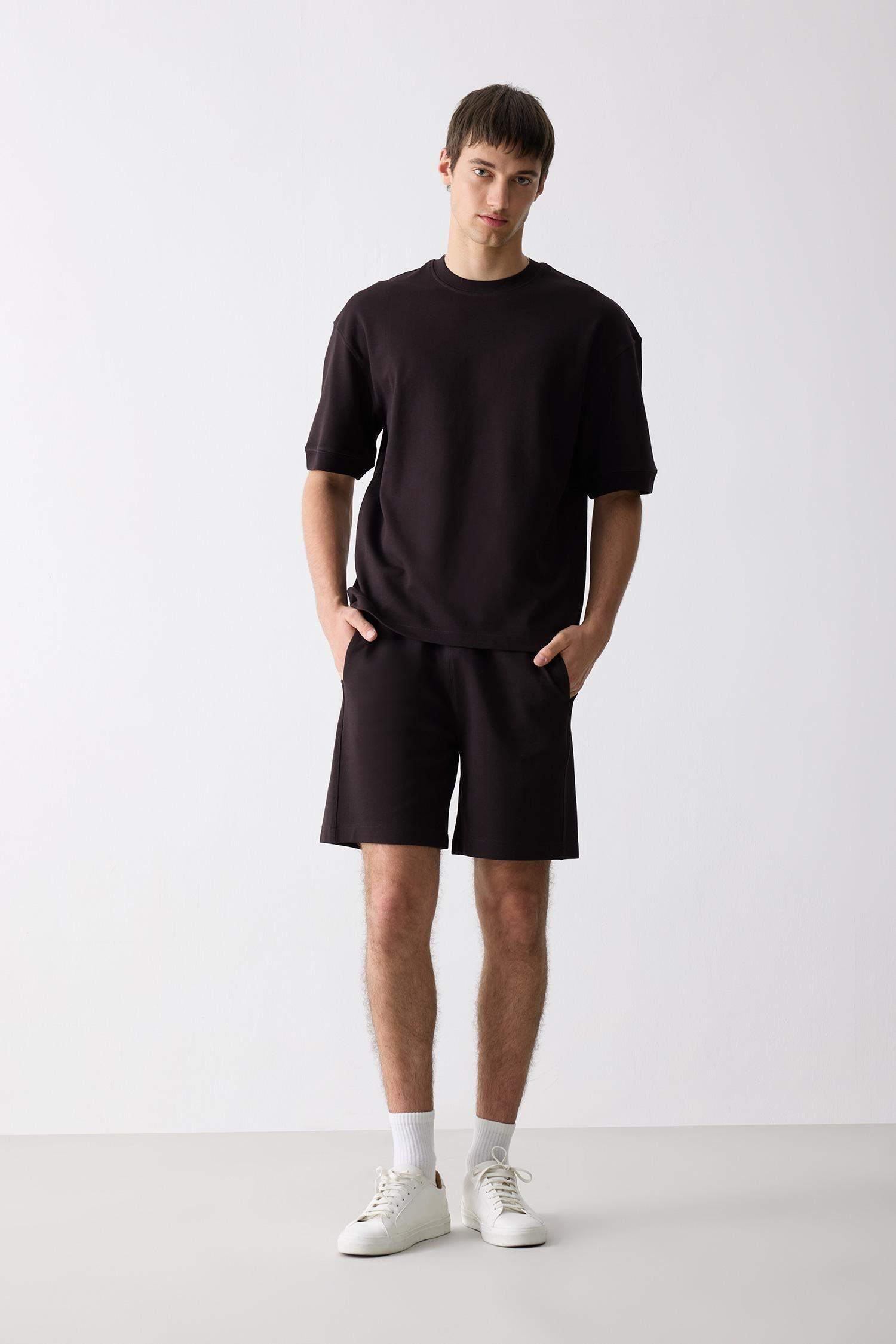 Loose Fit Bisiklet Yaka Kısa Kollu Ağır Kumaş Basic Düz Tişört