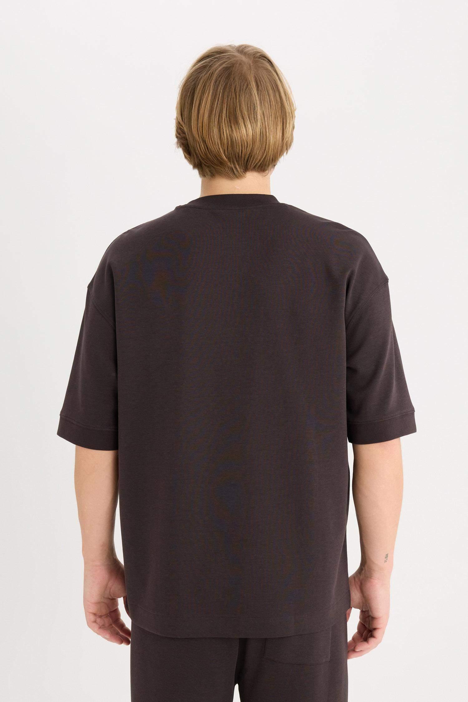 Loose Fit Bisiklet Yaka Kısa Kollu Ağır Kumaş Basic Düz Tişört