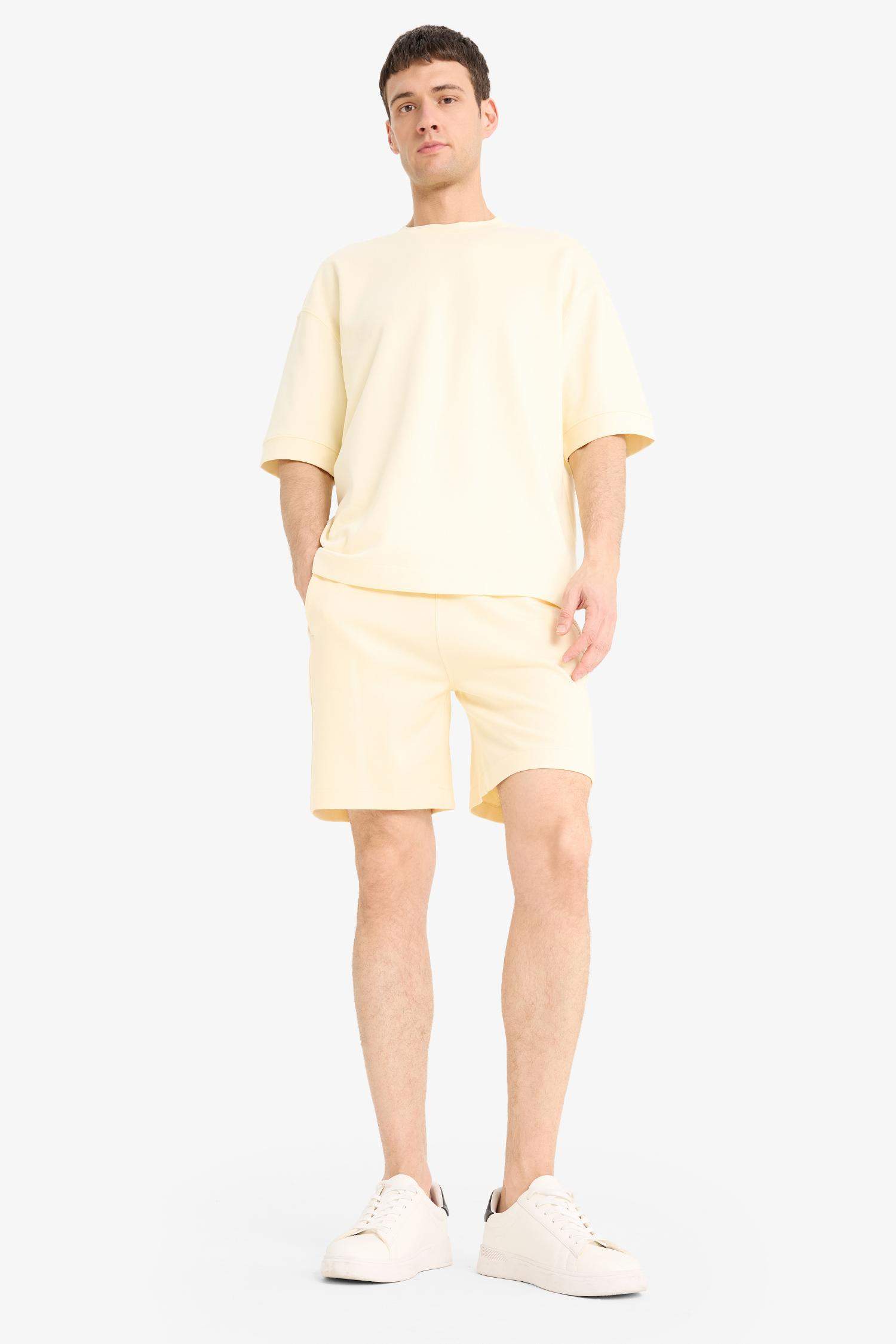 Loose Fit Bisiklet Yaka Kısa Kollu Ağır Kumaş Basic Düz Tişört