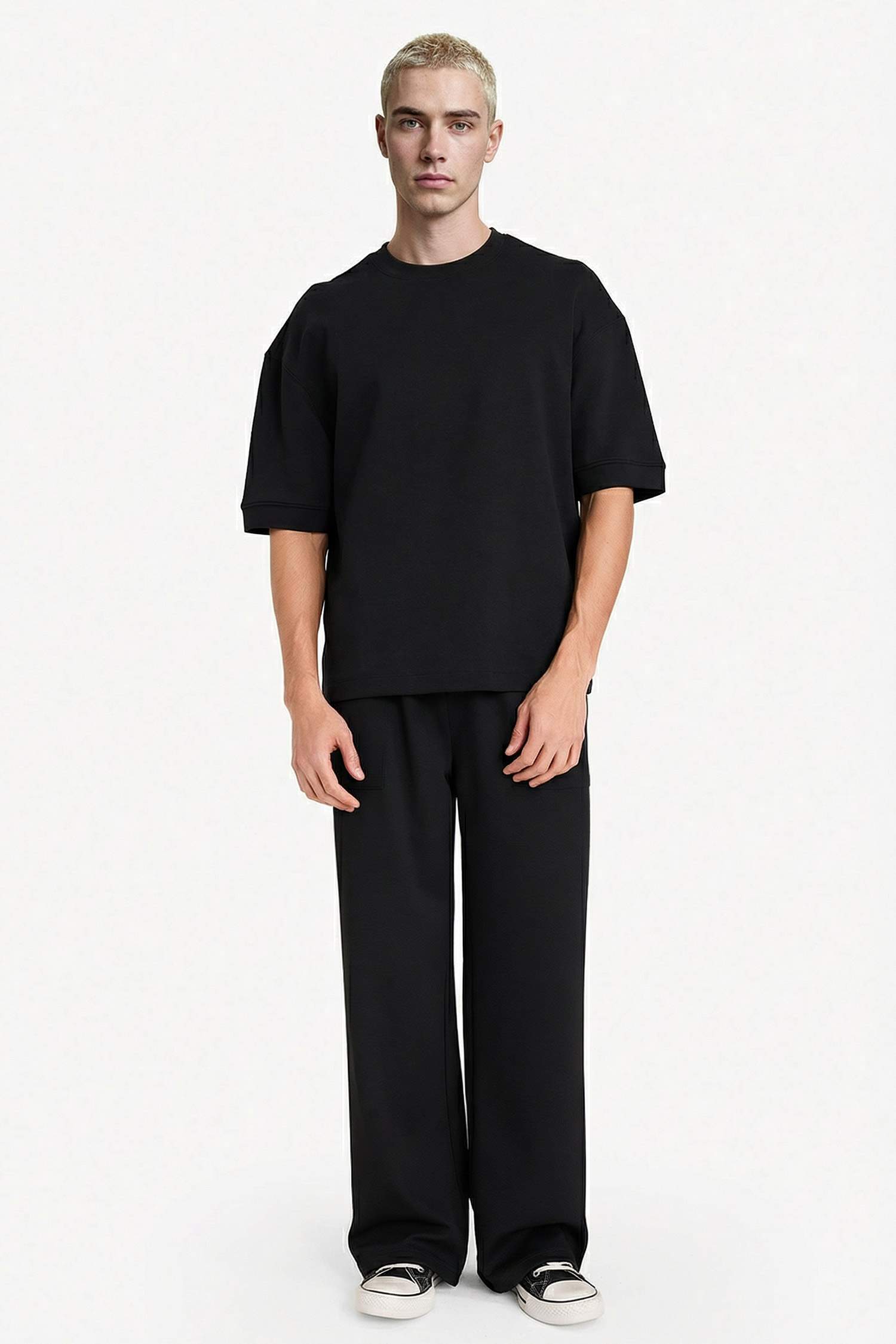 Loose Fit Rahat Kesim Bisiklet Yaka Ağır Kumaş Basic Düz Kısa Kollu Tişört