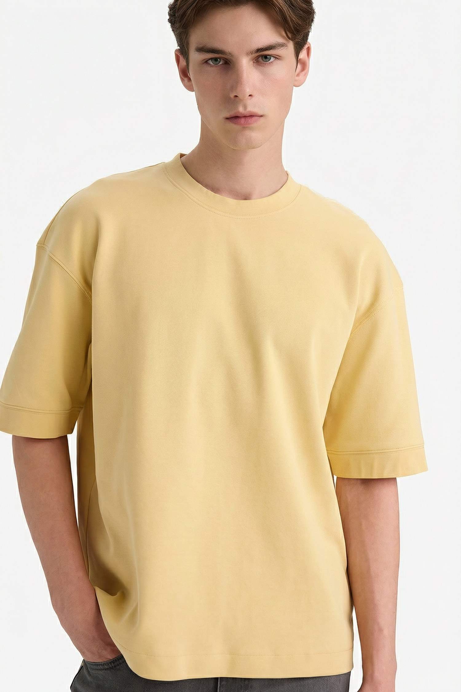 Ауа өткізетін матадан тігілген футболка