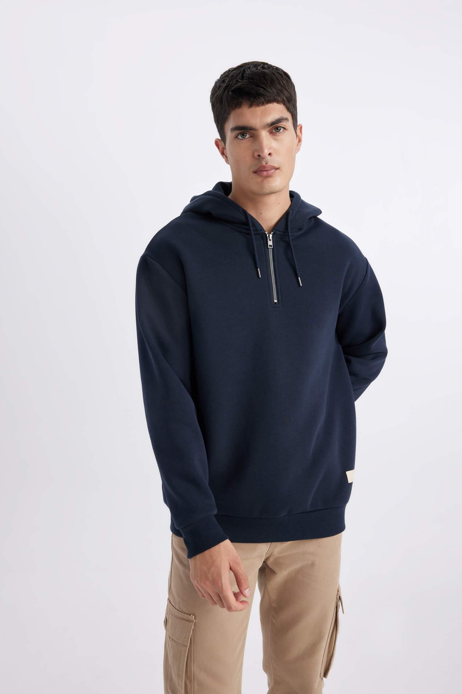 سويت شيرت اوفر سايز بغطاء للرأس بجيب