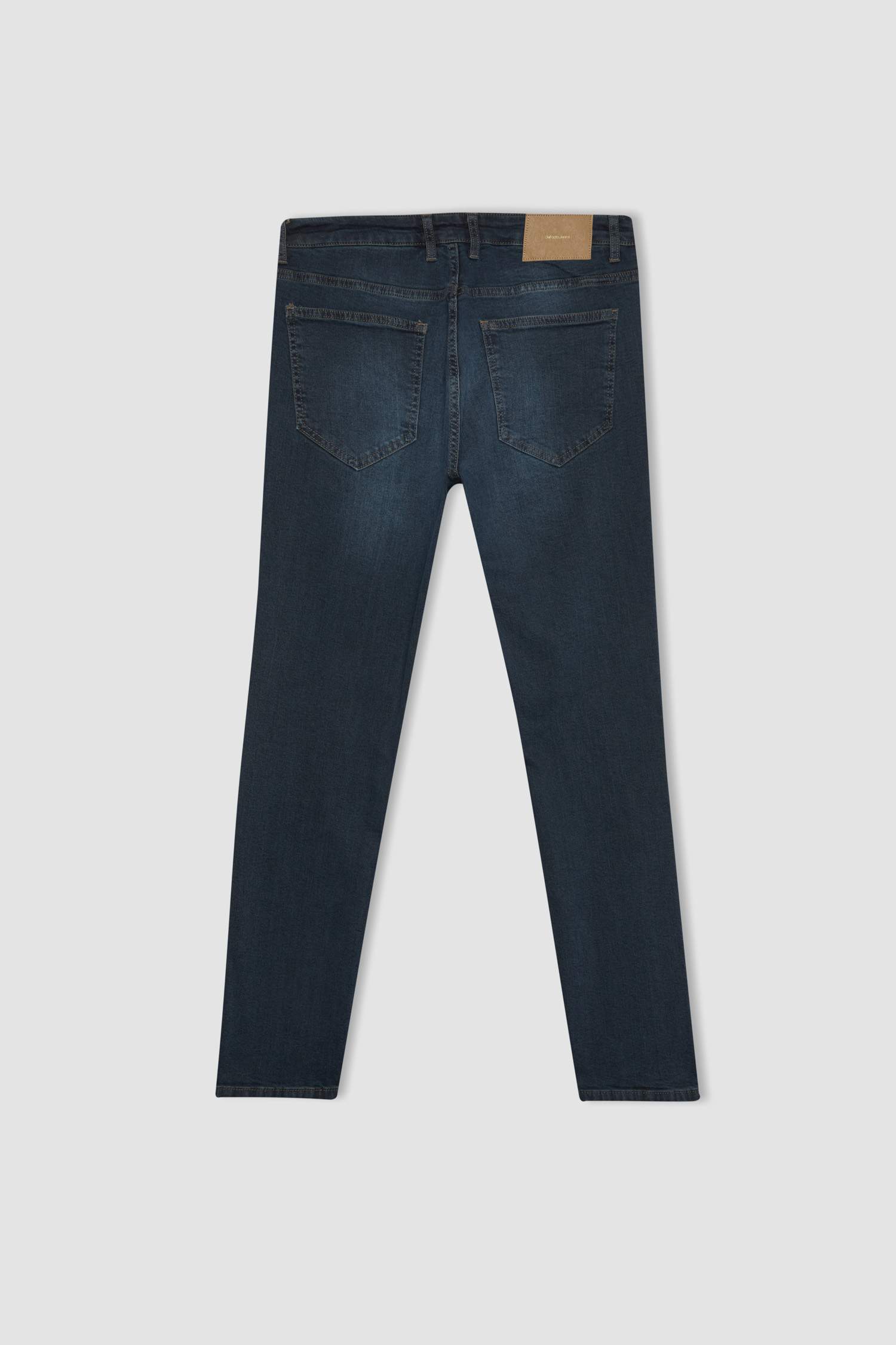 بنطلون جينز بيدرو سليم فيت بخصر عادي