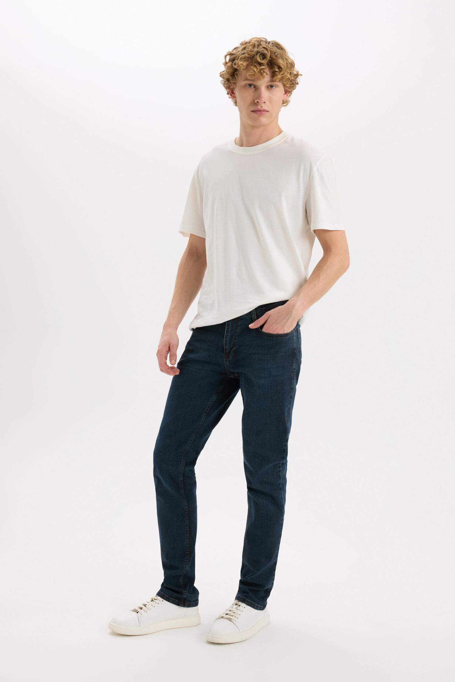 Pedro Slim Fit Dar Kalıp Normal Bel Dar Paça Jean Pantolon