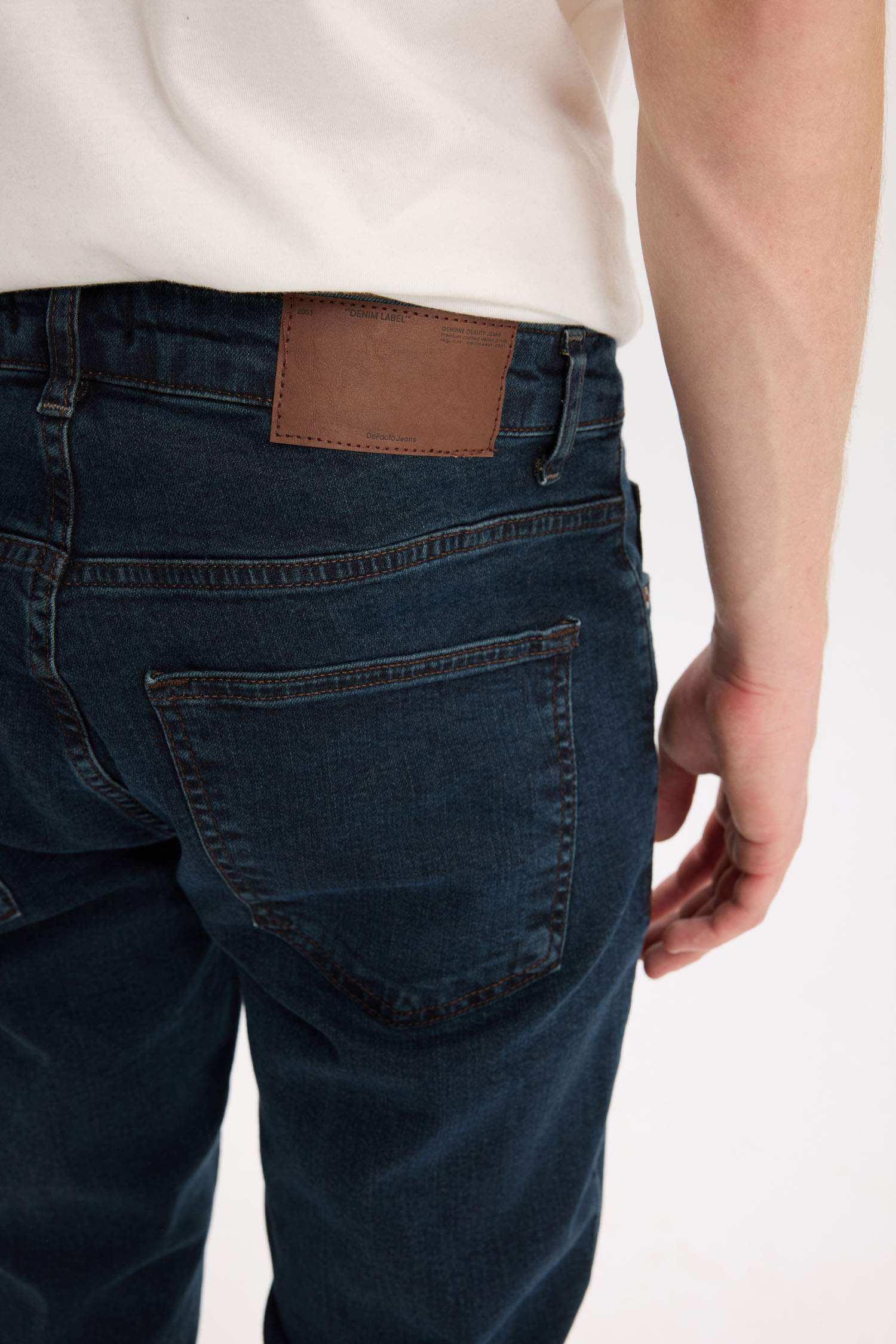 Pedro Slim Fit Dar Kalıp Normal Bel Dar Paça Jean Pantolon