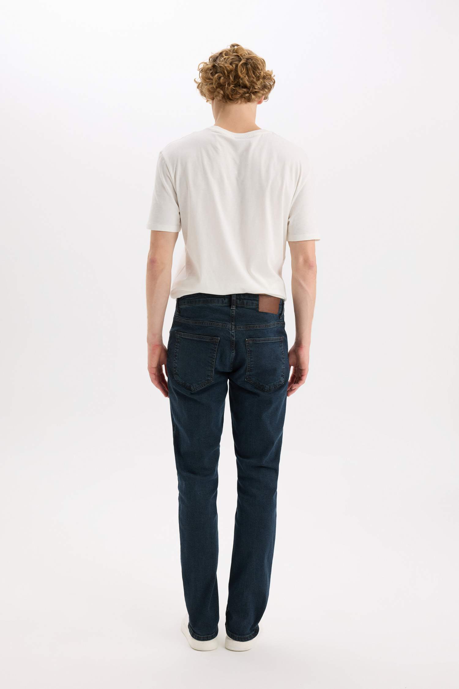 Pedro Slim Fit Dar Kalıp Normal Bel Dar Paça Jean Pantolon