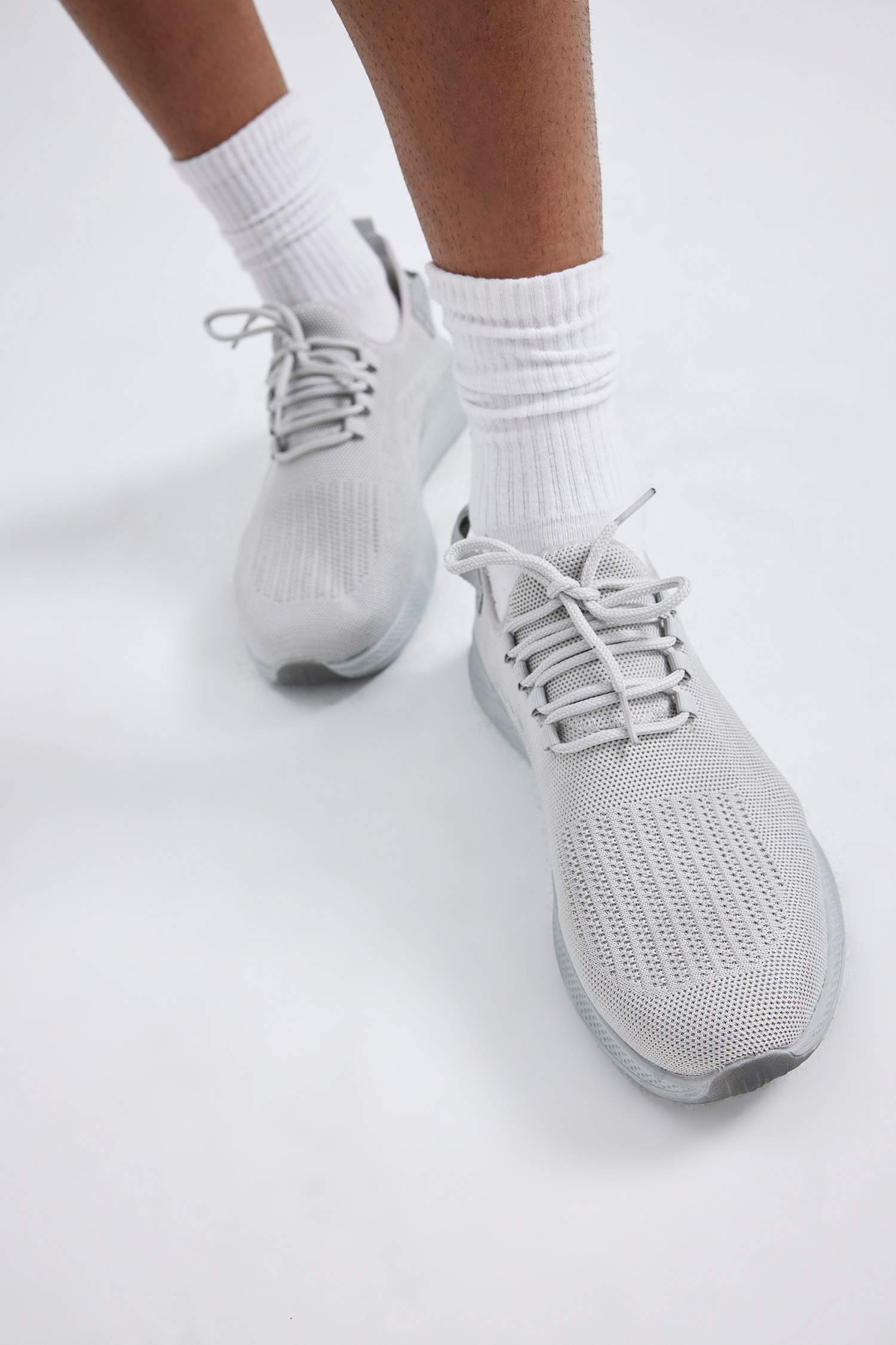 Men High-Sole Sports Shoes
