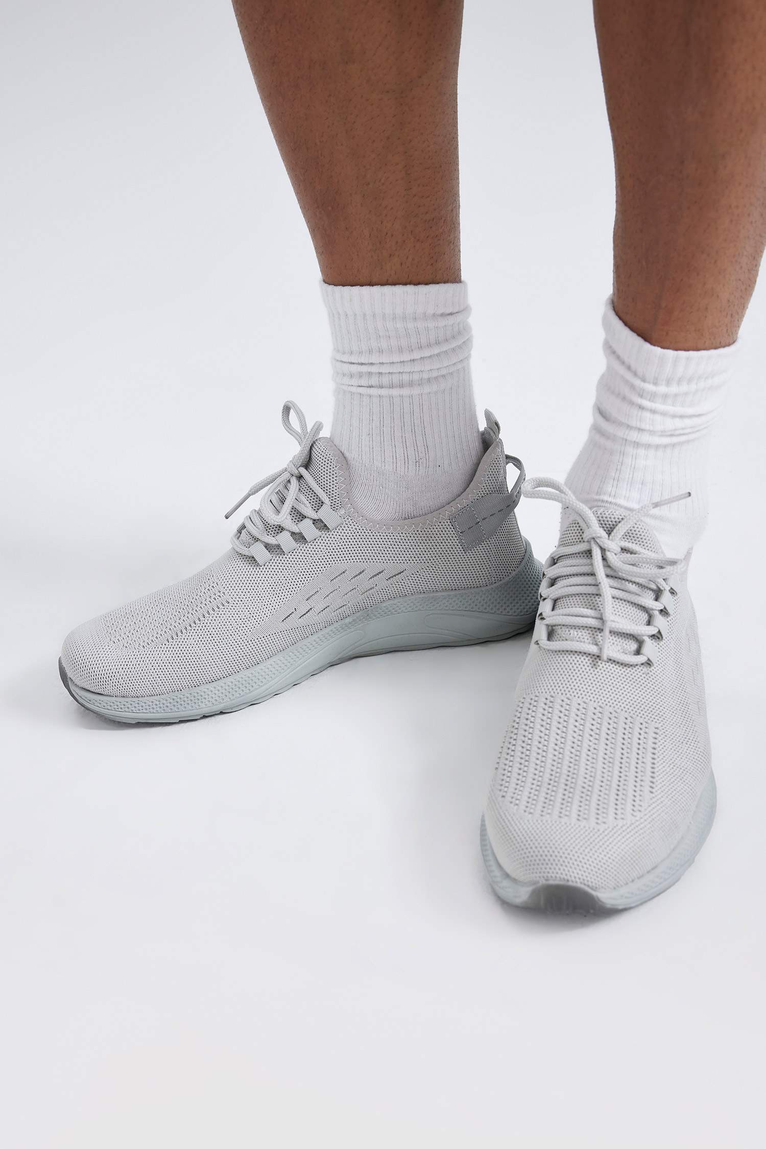 Men High-Sole Sports Shoes